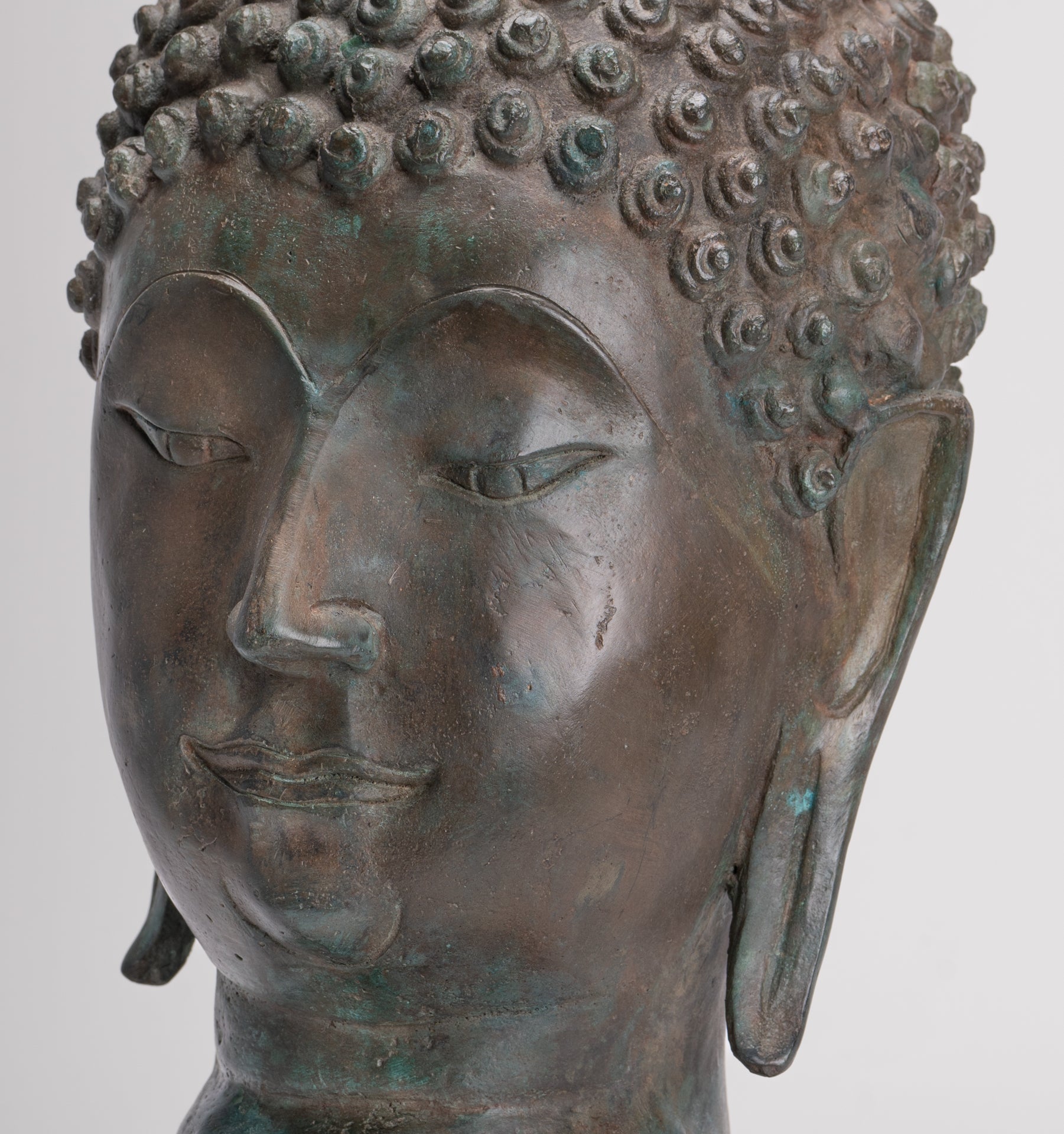Buddha Head - Antique Thai Style Sukhothai Mounted Bronze Buddha Head - 49cm/20"