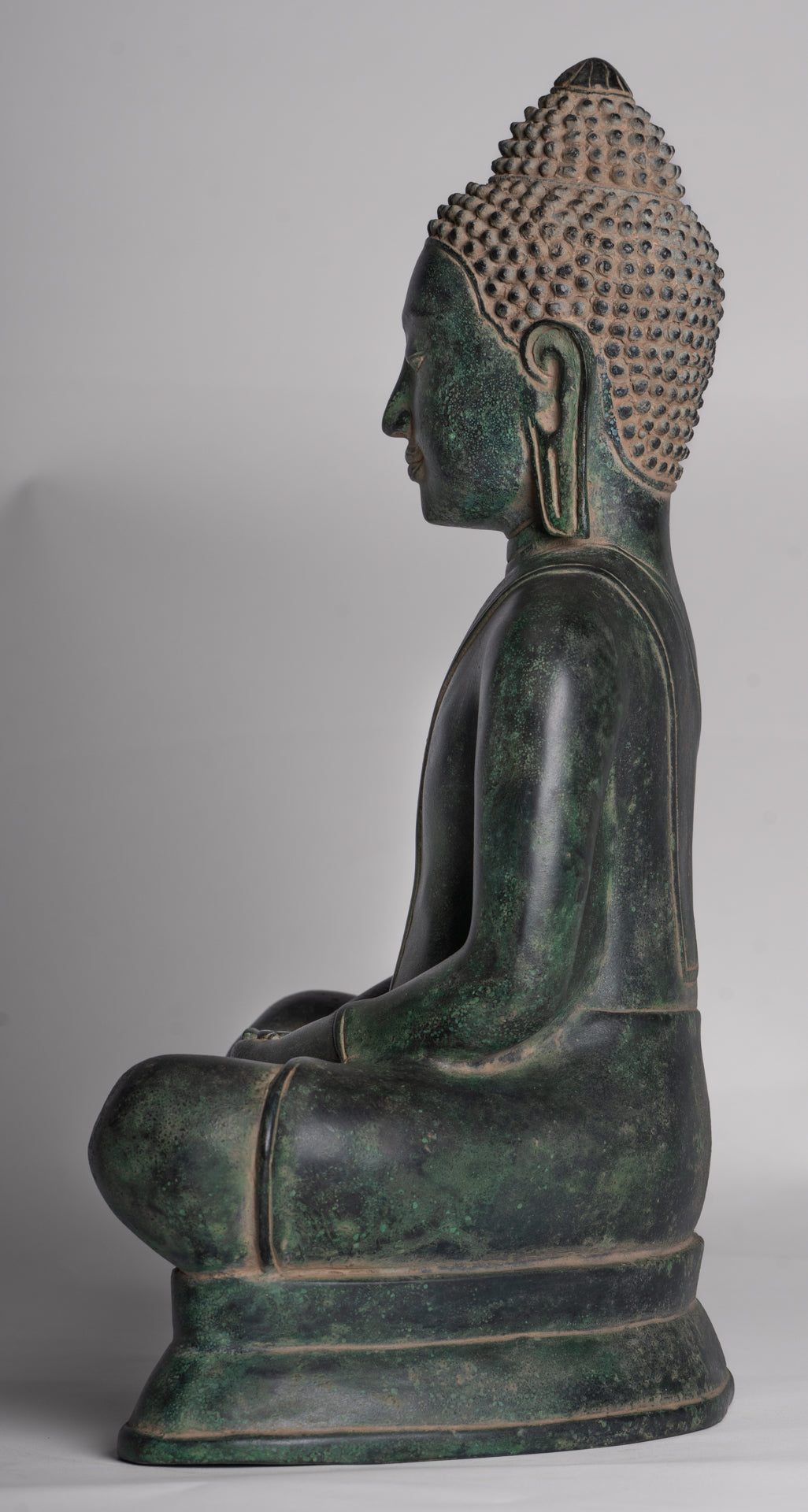Statue de Bouddha – Statue de Bouddha de méditation assis en bronze de style khmer antique – 40 cm/16"