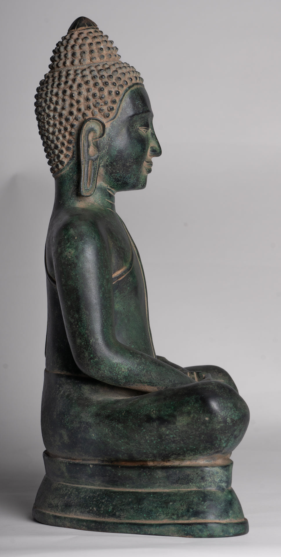Statue de Bouddha – Statue de Bouddha de méditation assis en bronze de style khmer antique – 40 cm/16"