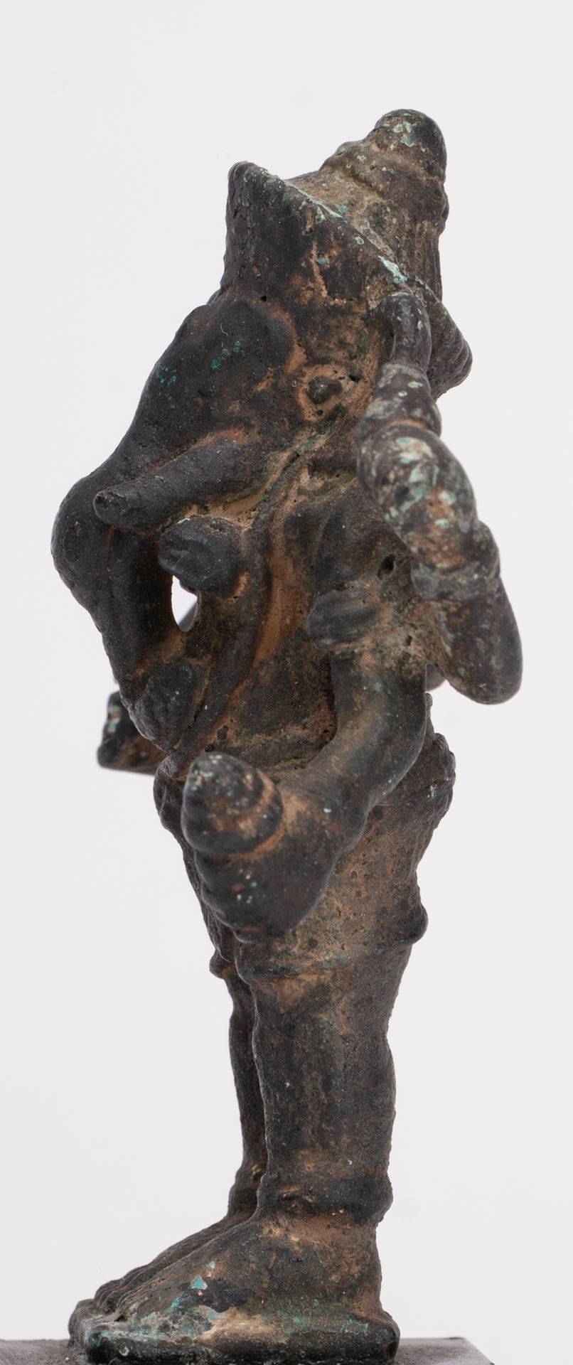 Antike Ganesha-Statue aus Bronze im Khmer-Stil – 11 cm.