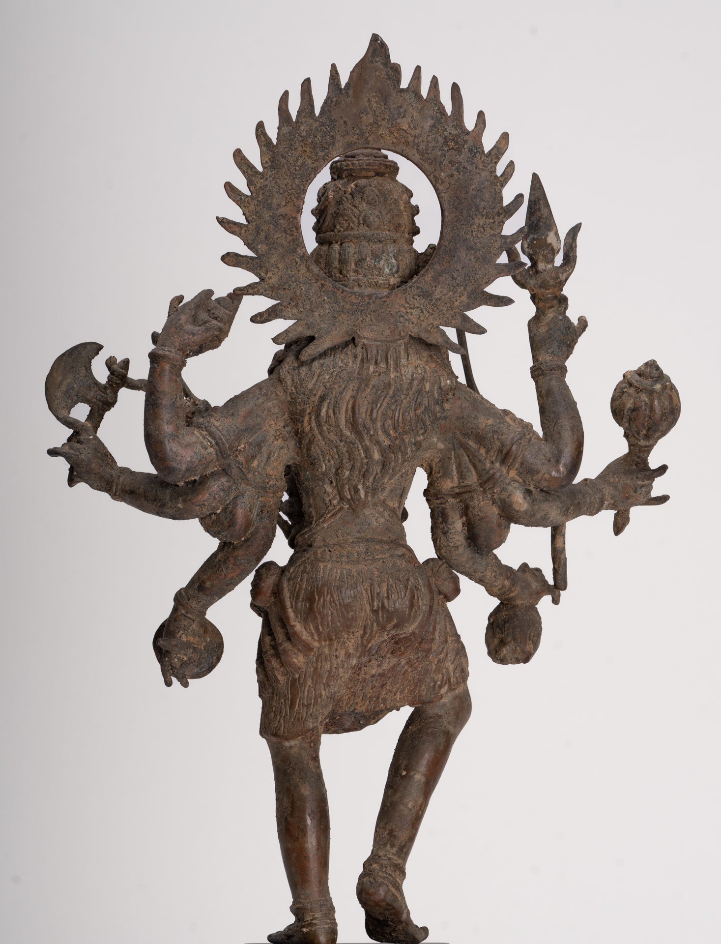Statue de Kali - Statue de Kali ou Mahakali debout en bronze de style Java antique Majapahit - 43 cm/17"