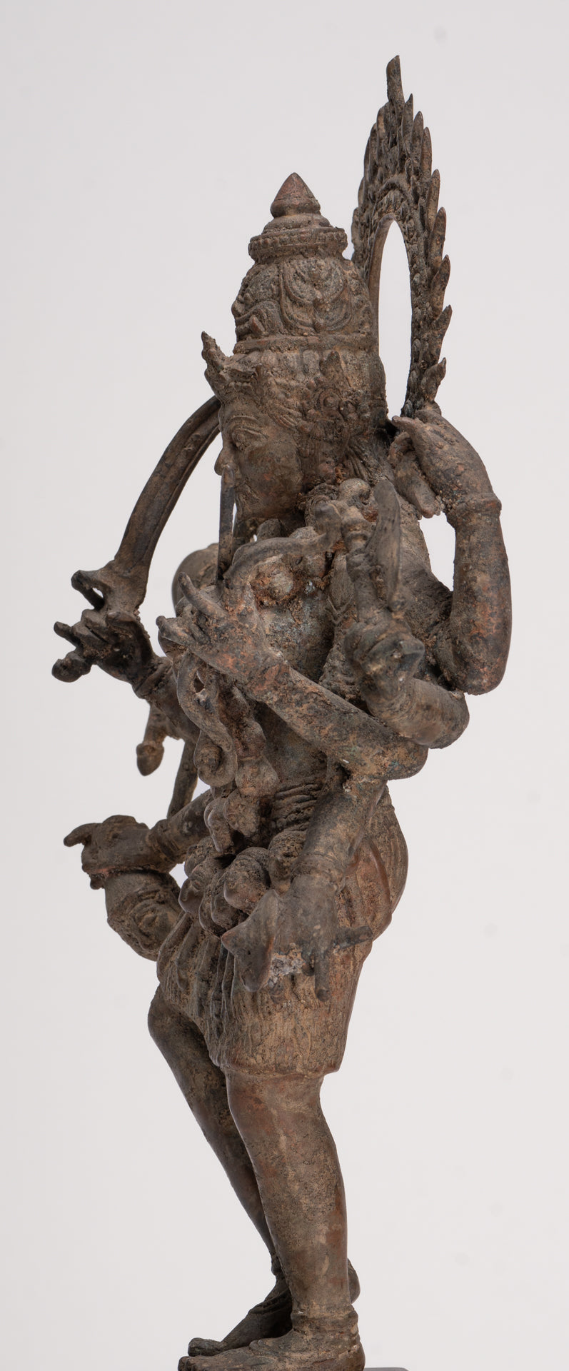 Statue de Kali - Statue de Kali ou Mahakali debout en bronze de style Java antique Majapahit - 43 cm/17"
