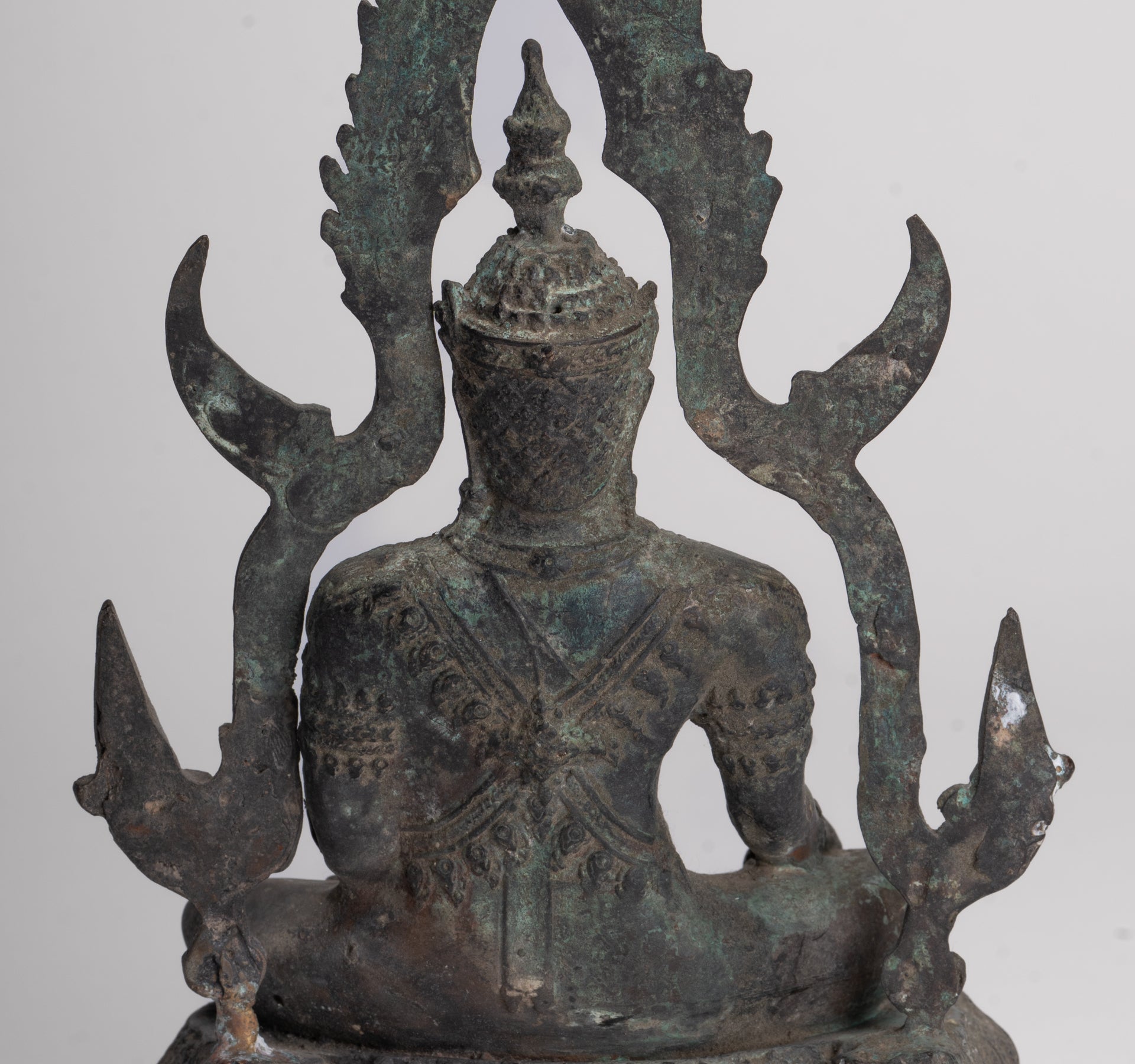 Antique Thai Style Bronze Phitsanulok Chinnarat Buddha Statue - 27cm/11"