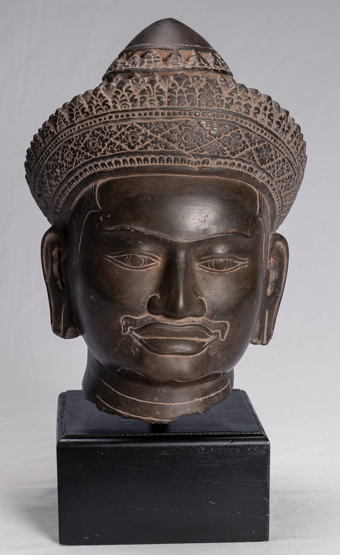 Vishnu Statue - Antique Banteay Srei Style Stone Mounted Khmer Vishnu Head - 44cm / 18"