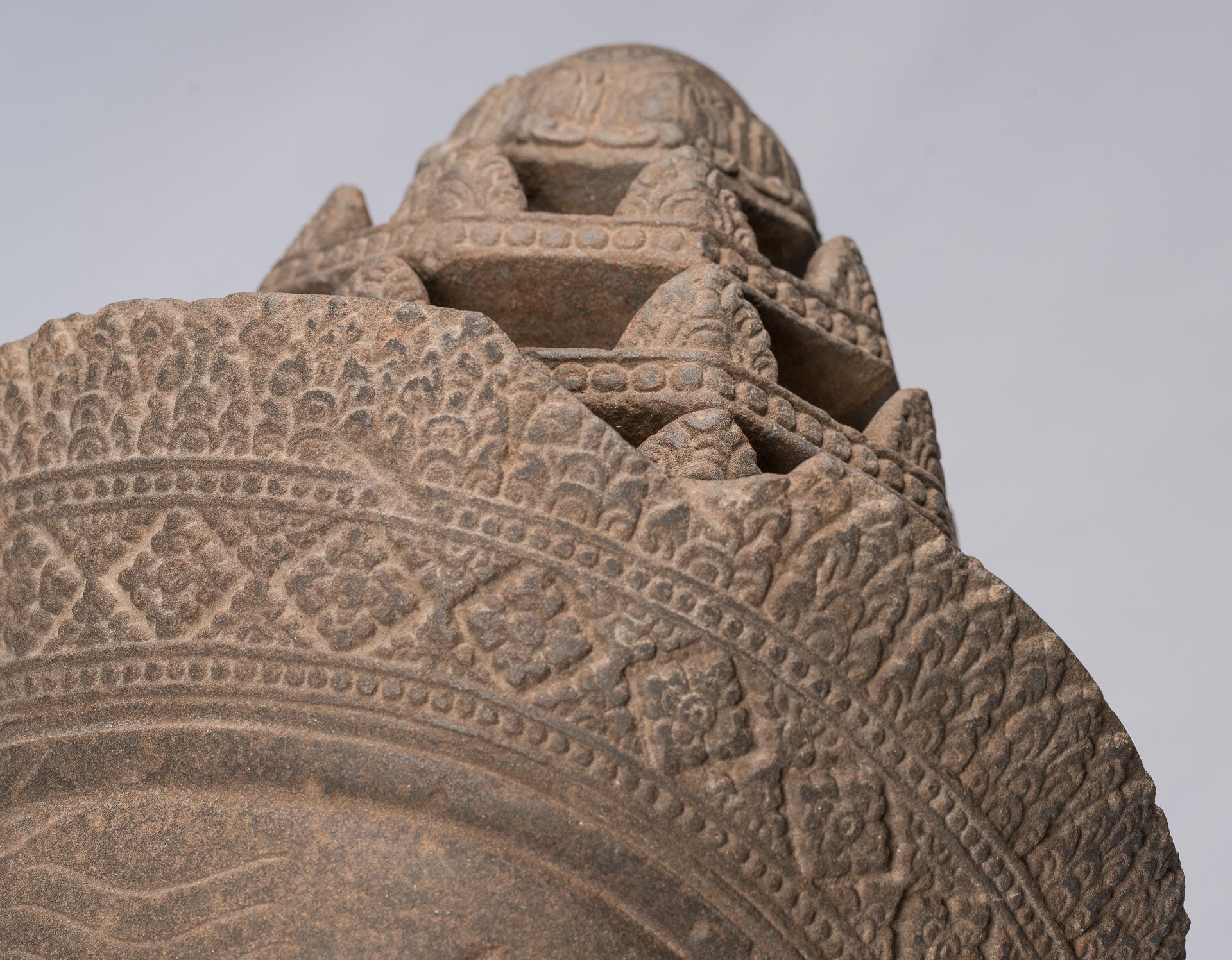 Antique JMER Style Stone Banteay Srei Hindu God Statue Hanuman - 56cm/22 "de alto