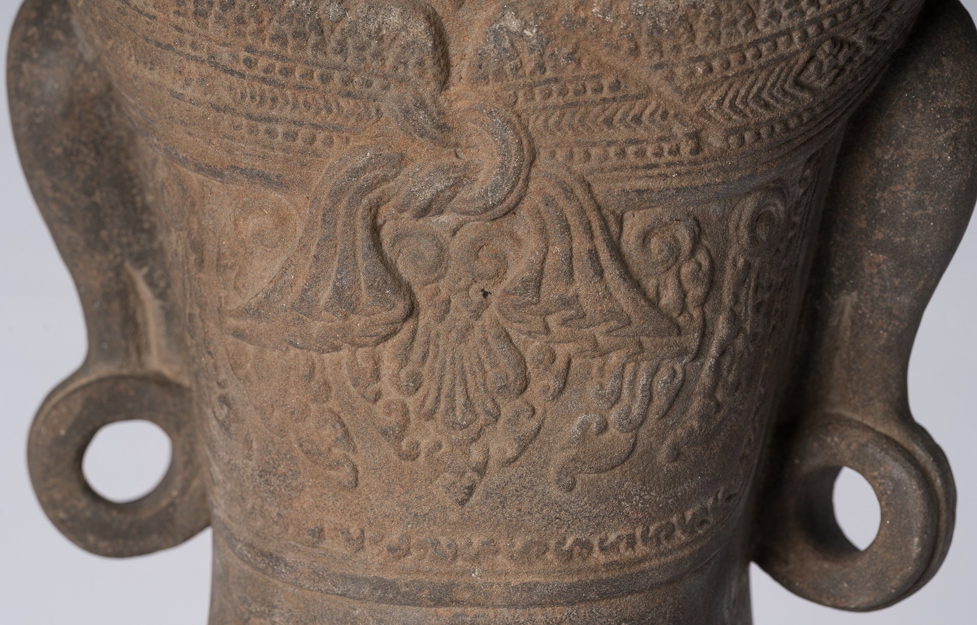 Antique JMER Style Stone Banteay Srei Hindu God Statue Hanuman - 56cm/22 "de alto