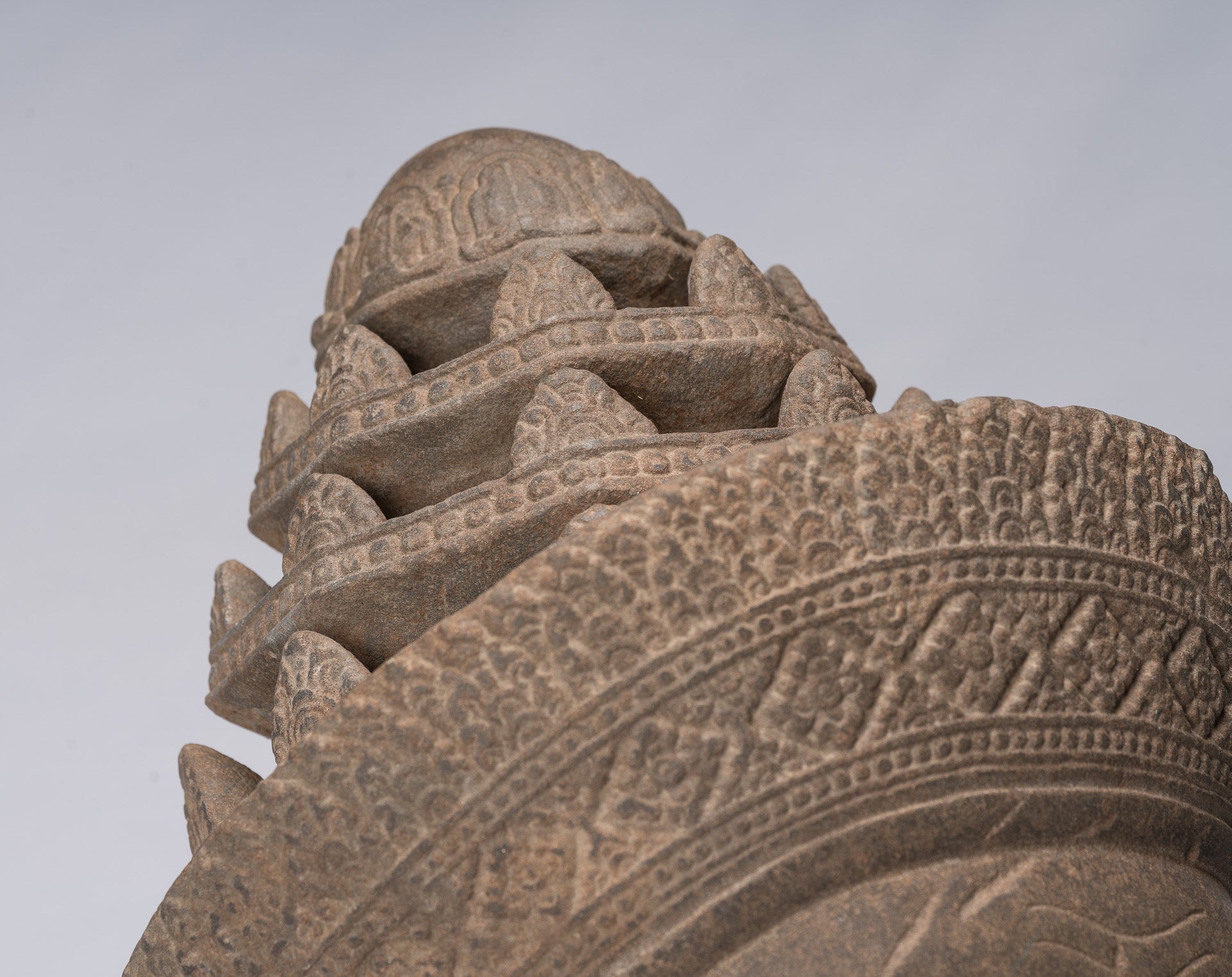 Antique JMER Style Stone Banteay Srei Hindu God Statue Hanuman - 56cm/22 "de alto