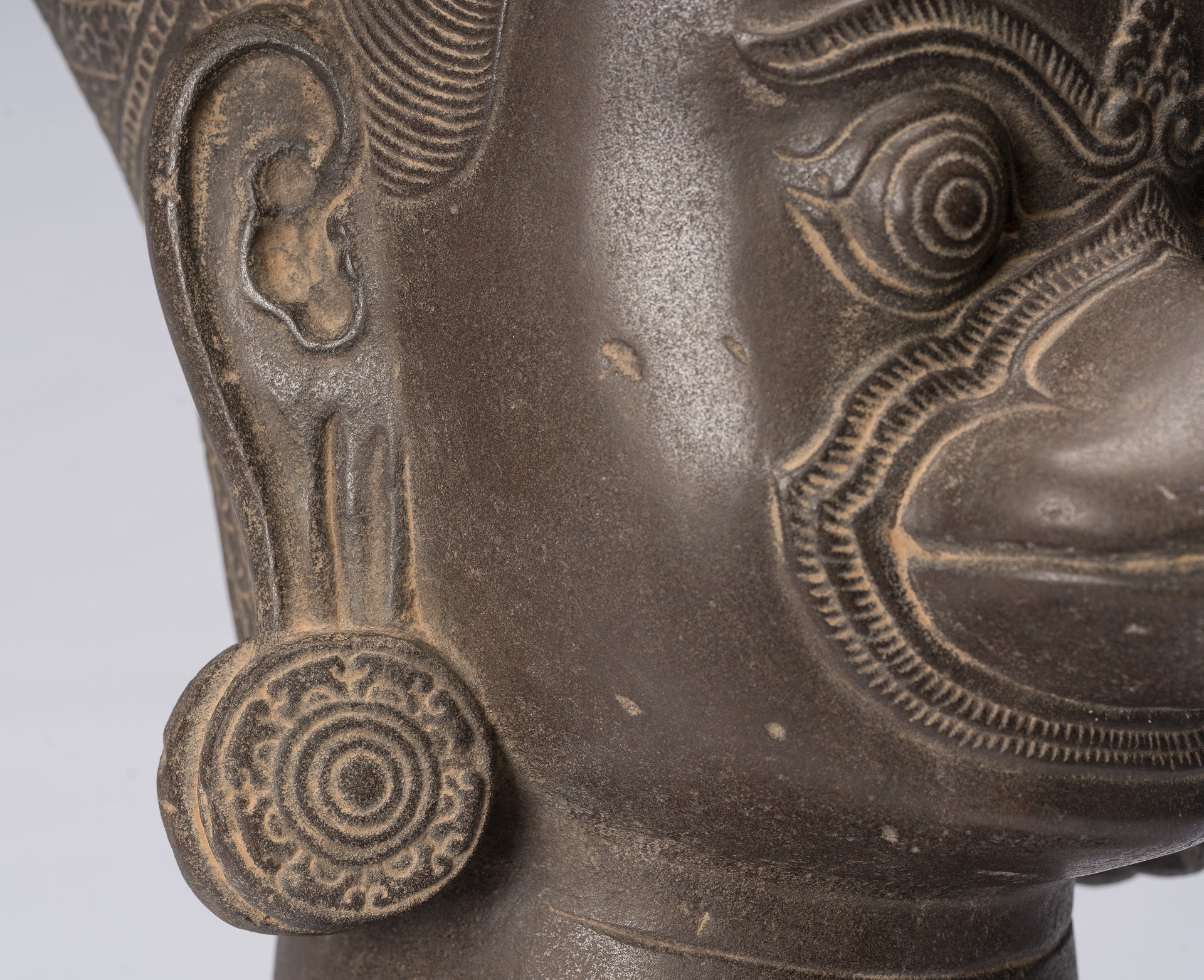 Statua Garuda - Antique Banteay Srei Stone Stone Khmer Garuda Vishnu Statua - 56 cm/22 "