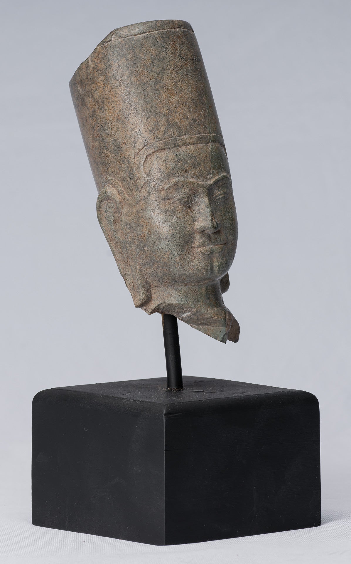 Antique Phnom Da Style Khmer Vishnu Head - Protettore e Conserver - 28 cm/11 "