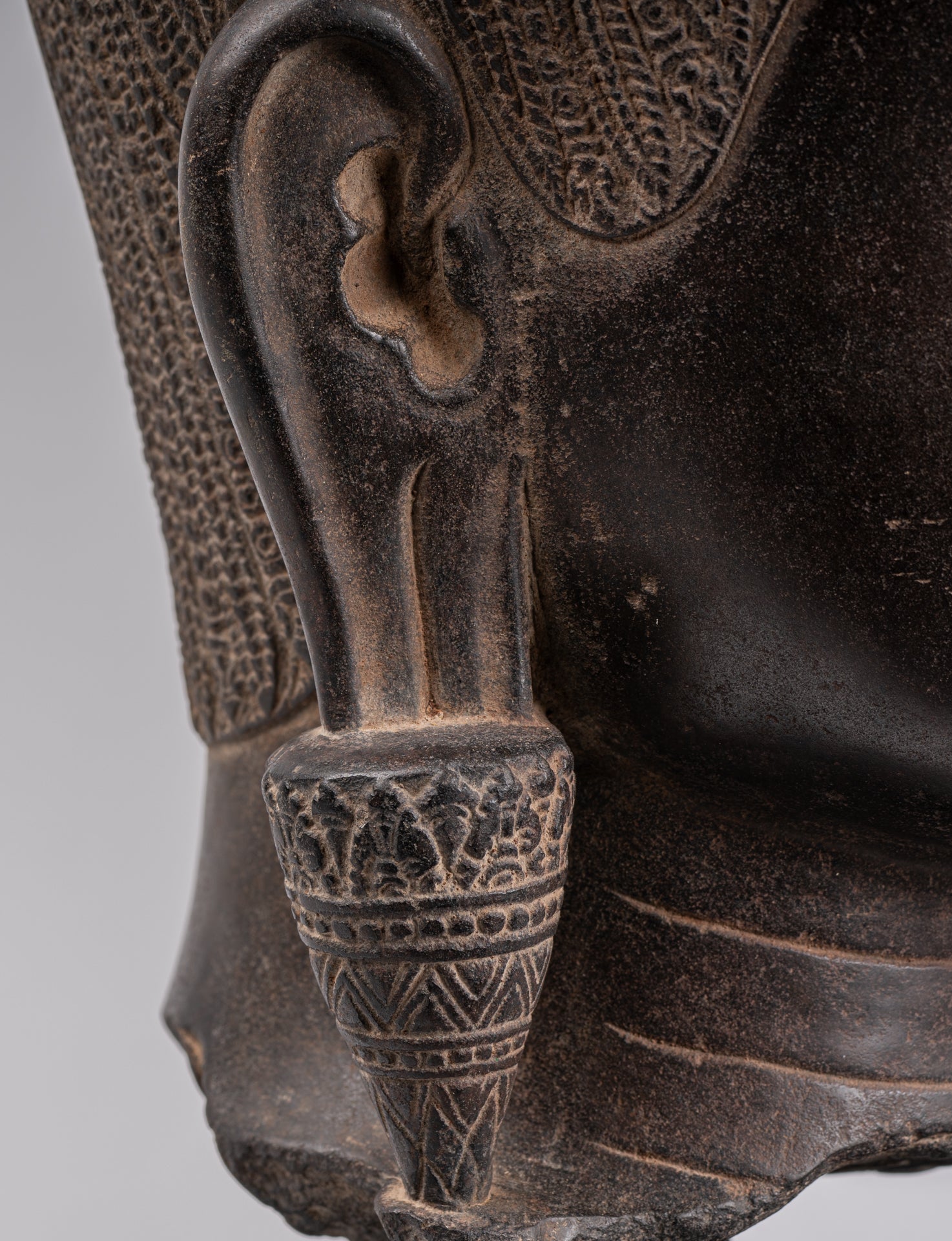  The Trilochana of Shiva can be seen on his forehead - the Three-Eyed Lord. It is the eye of wisdom, free from Maya, the illusion, and duality of life. It is also believed to be the source of his untamed energy.