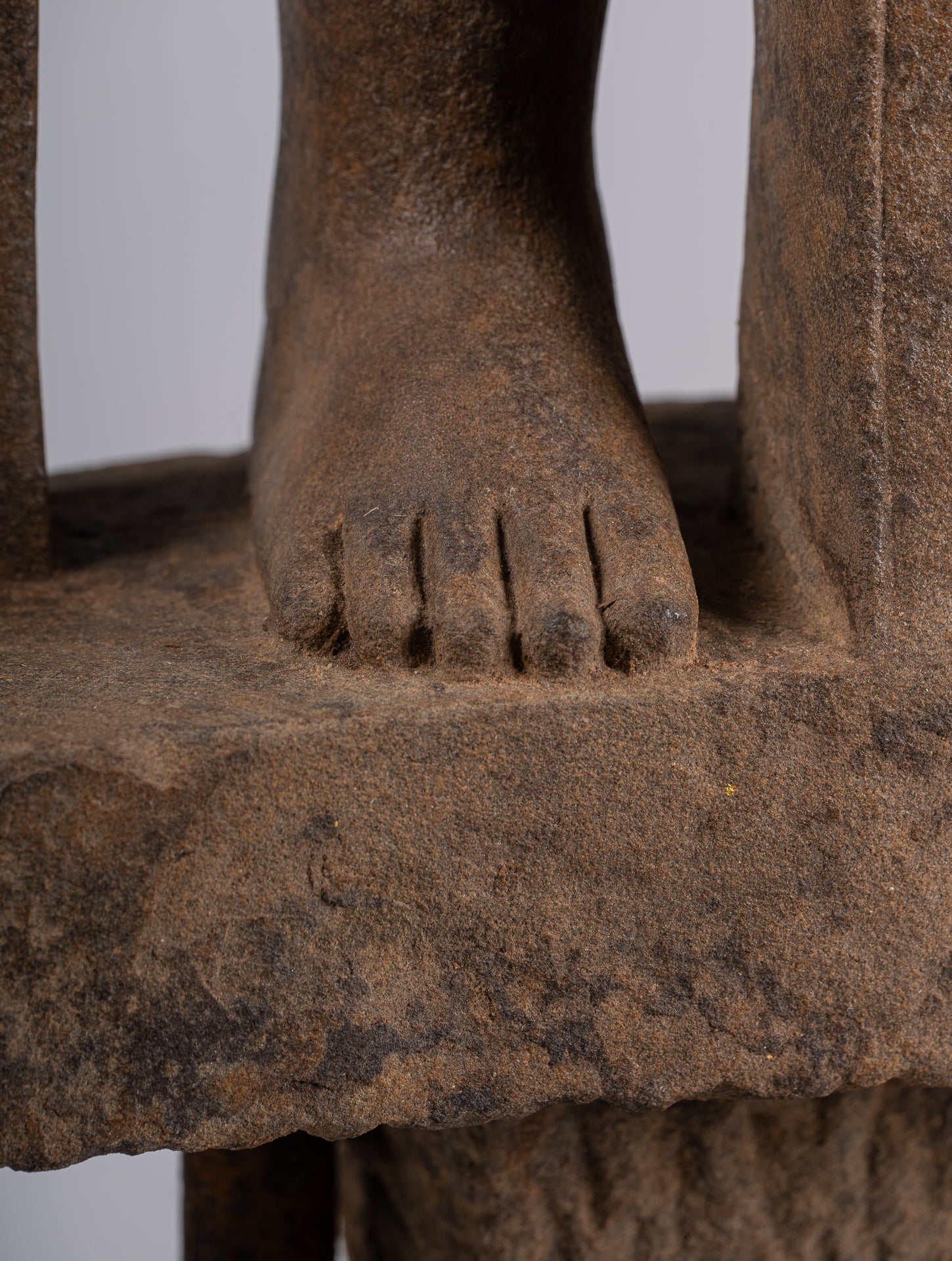 Vishnu Sculpture - Antique Pre-Angkor Style Mounted Sandstone Vishnu Statue - 91cm/36"