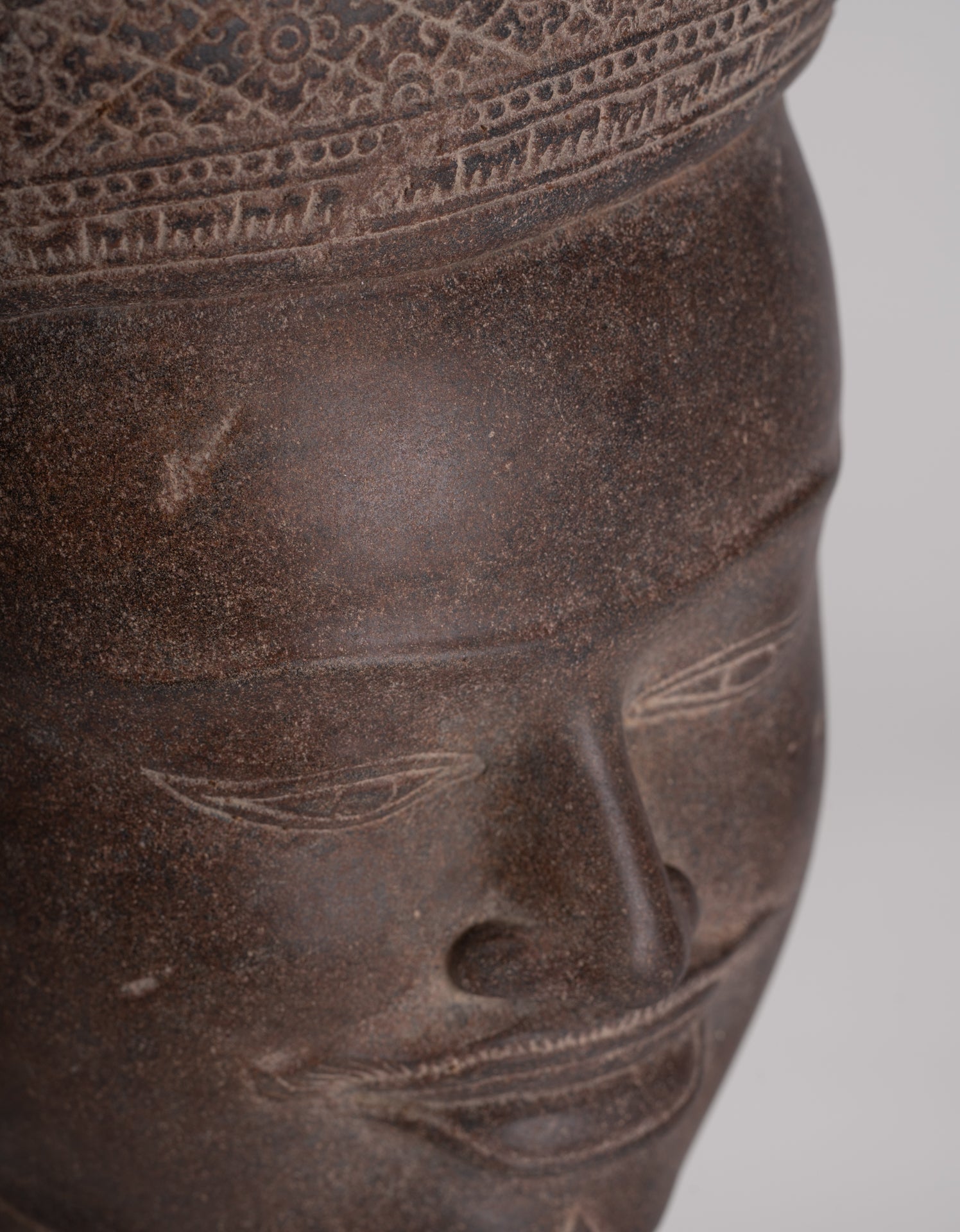 Vishnu Statue - Antique Banteay Srei Style Stone Mounted Khmer Vishnu Head - 51cm / 20"