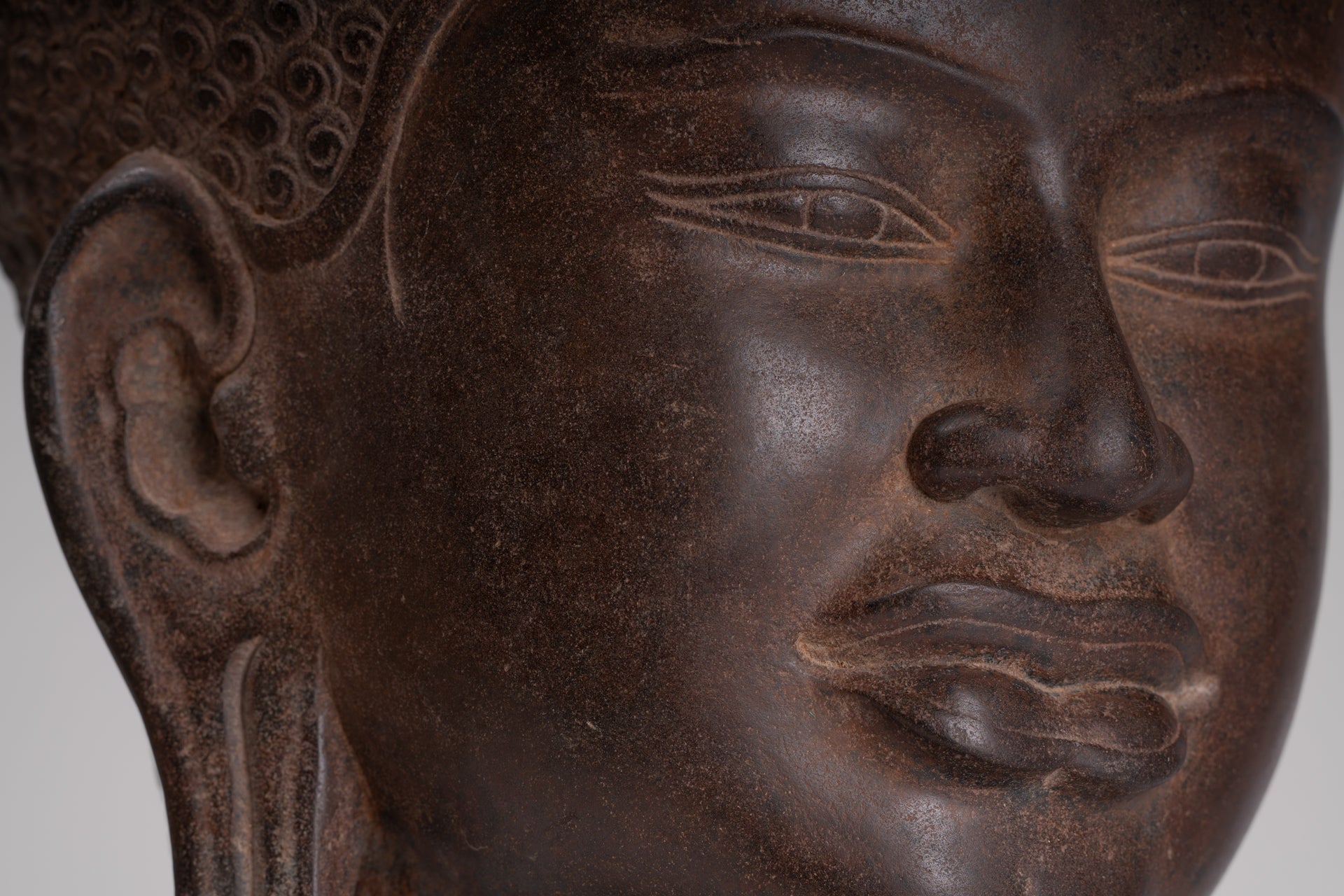 Buddha Statue - Antique Pre-Angkor Style Mounted Stone Khmer Buddha Head - 55cm/22" Tall