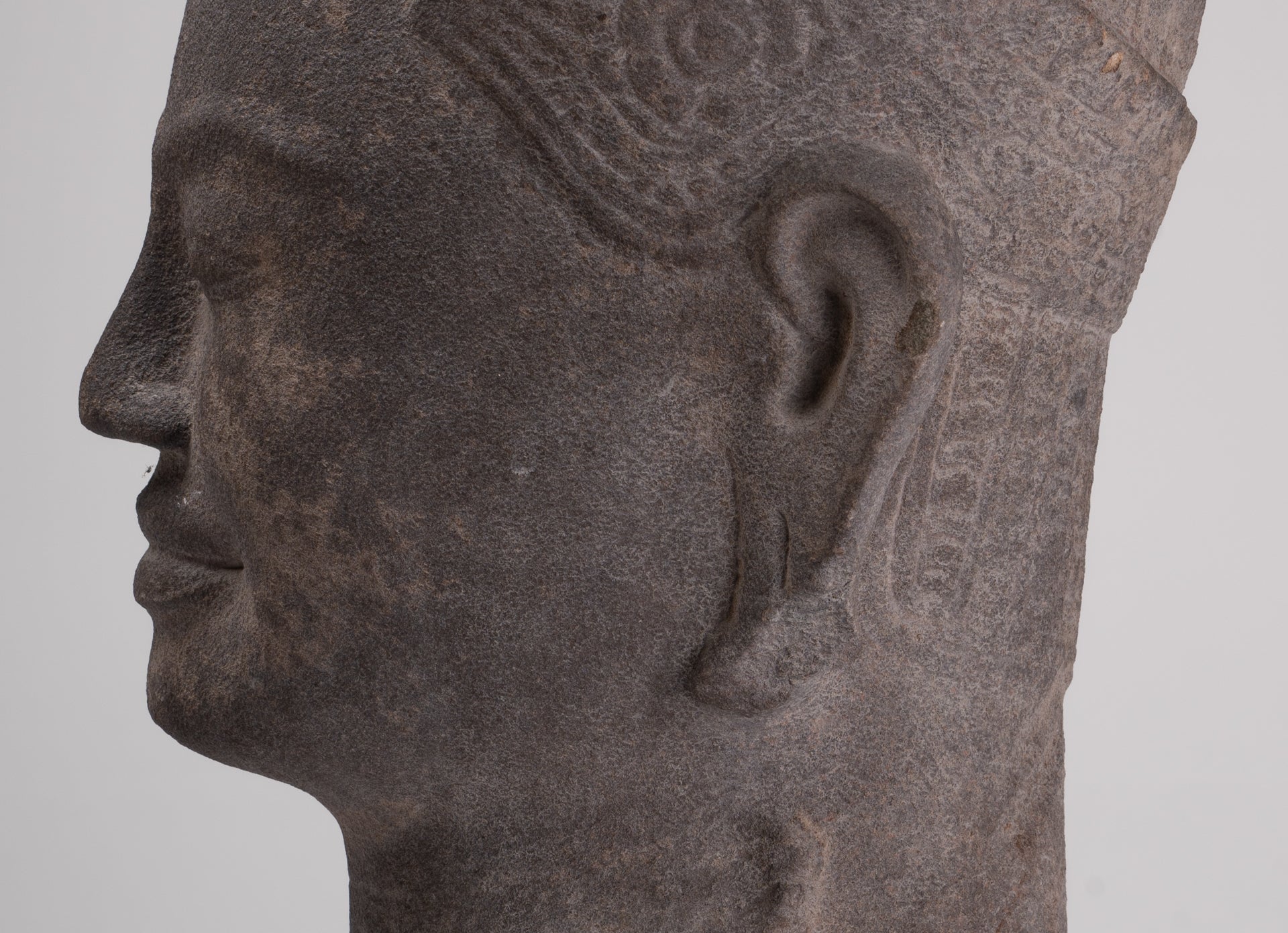 Jayavarman Statue - Antique Khmer Style Mounted Stone Jayavarman VII Head Statue - 53cm/21"