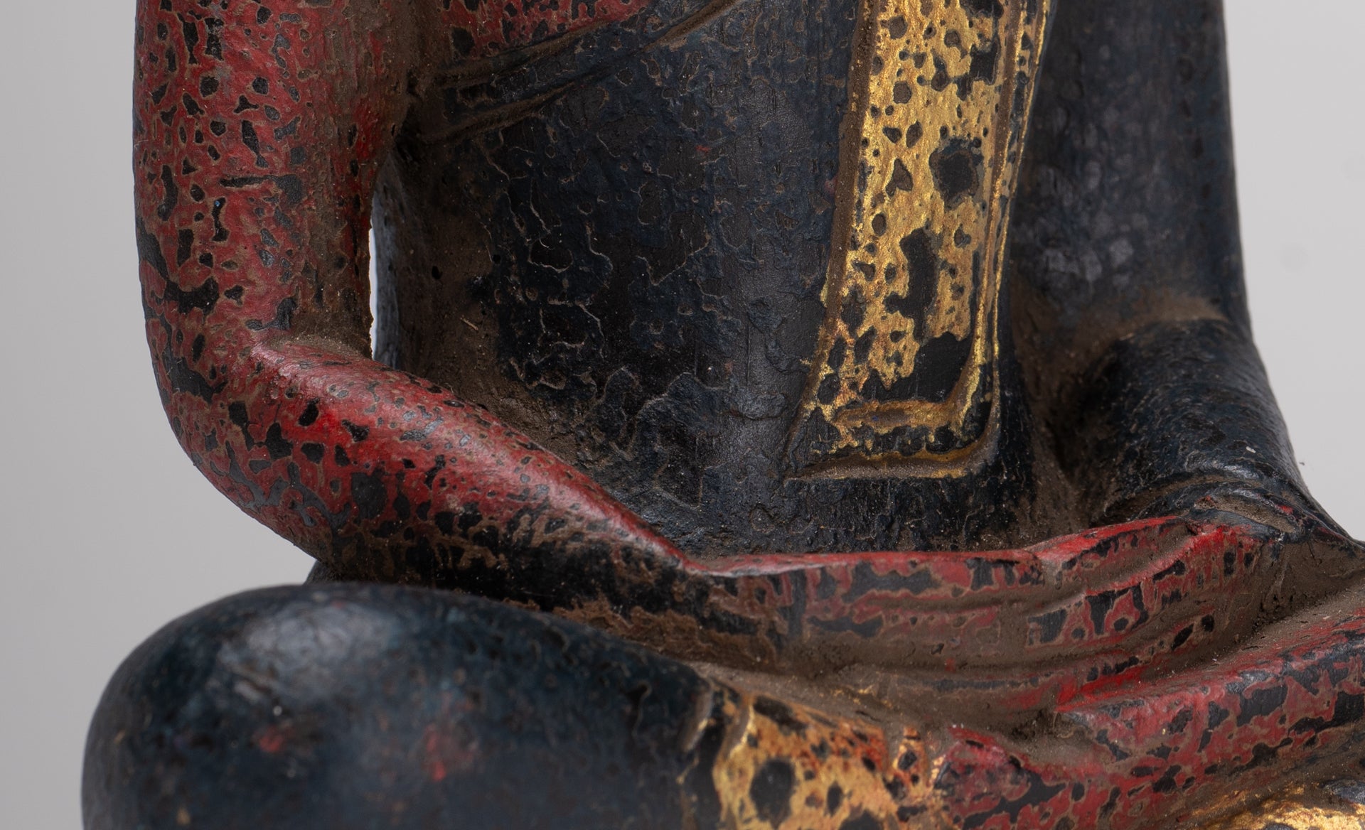 Buddha Sculpture - Antique Khmer Style Wood Seated Buddha Statue Dhyana Meditation Mudra - 21cm/8"