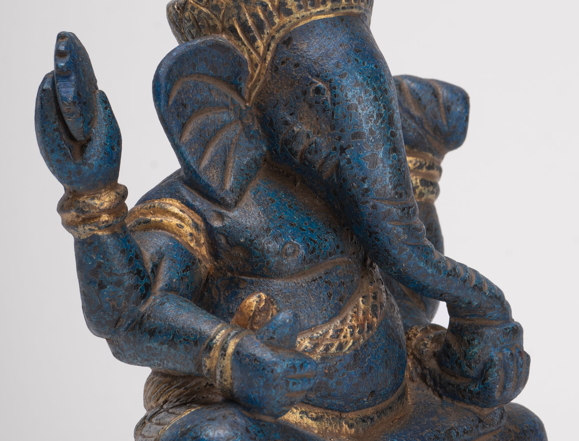 Ganesh Statue - Antique Khmer Style Seated Wood Ganesha Statue - 22cm/9"