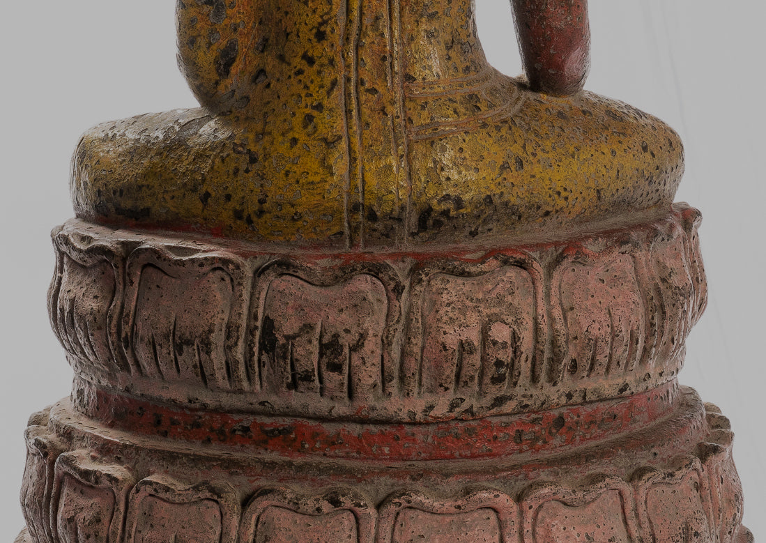 Statue Buddha - Antique Khmer Style SE ASIA ILLUCIMENTO BUDDHA STATUE - 66 cm/26 "