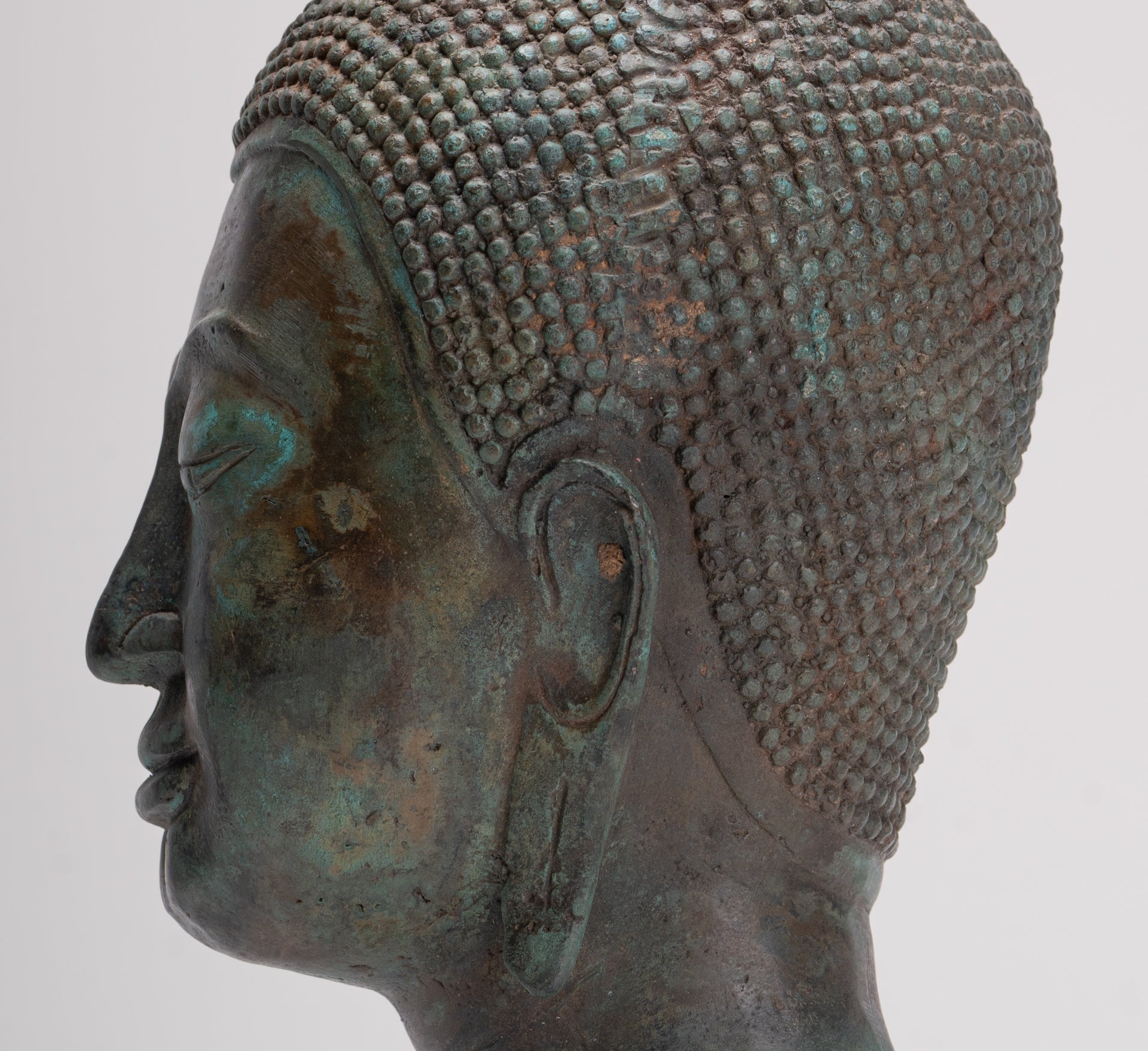 Buddha Head - Antique Thai Style Sukhothai Mounted Bronze Buddha Head - 39cm/16"