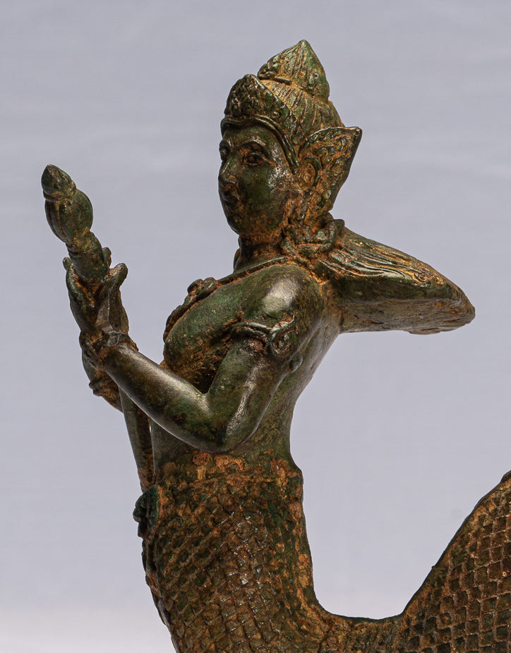 Antike Thai Stil Bronze Weibliche Gottheit mit Naga Schwanz Statue 18cm/7"