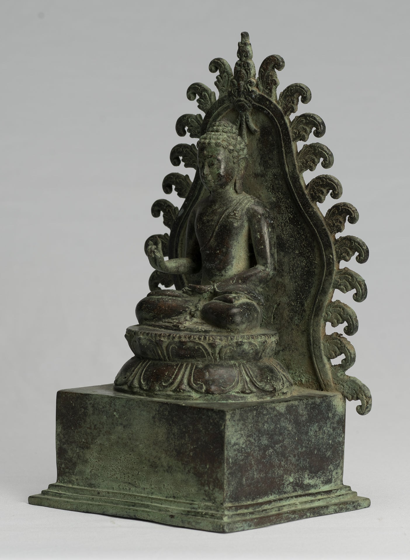 Estatua de Buda - Estilo indonesio antiguo de bronce sentado Javanés Buda - 25 cm/10 "