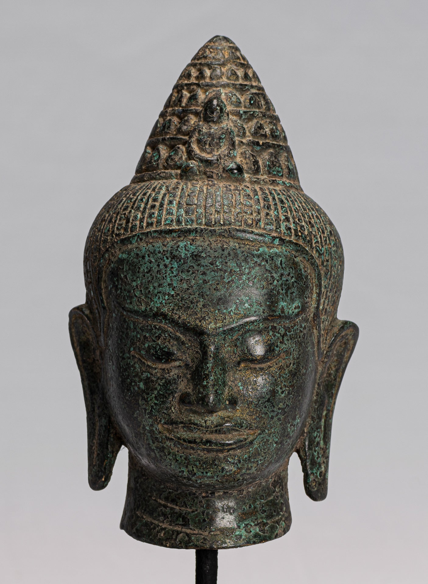 Statua Lokeshvara - Antique Khmer in stile bronzo montato in bronzo a bayon lokeshvara testa - 25 cm/10 "