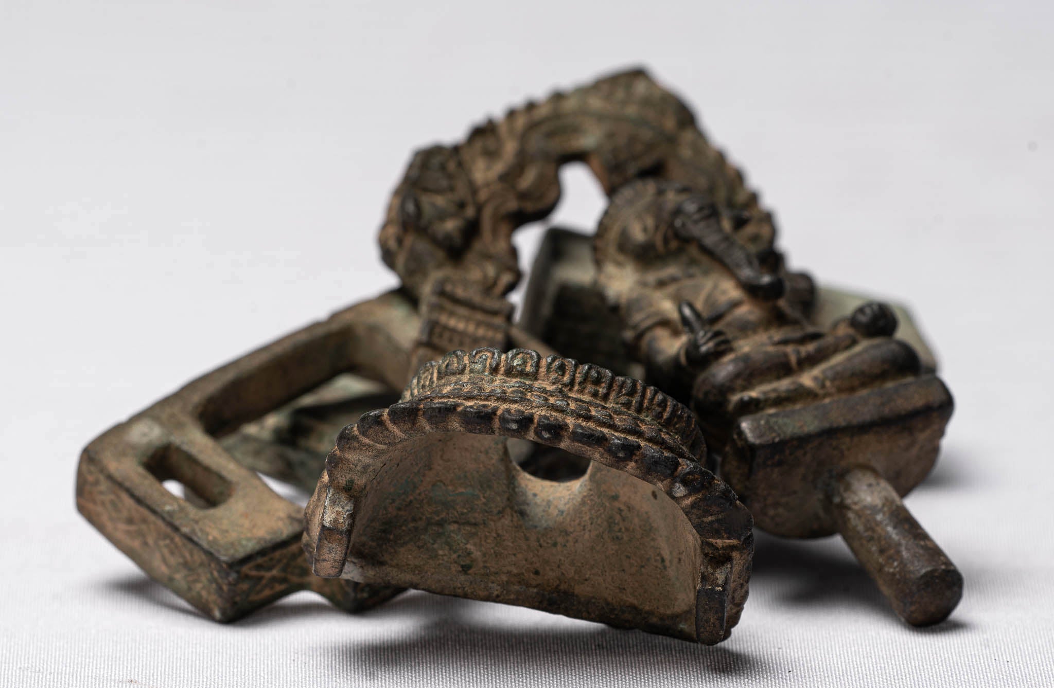 Estatua de Ganesha - Estatua de bronce entronizado de estilo antiguo de bronce entronizado - 11 cm/4 "