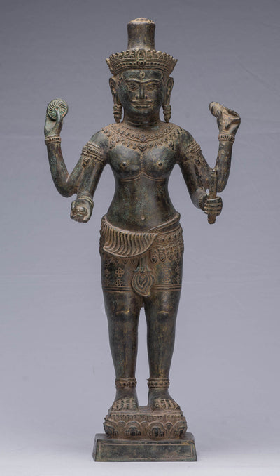 Vishnu-Statue – antike Vishnu-Statue aus Bronze im Bayon-Stil im Khmer-Stil – 63 cm.