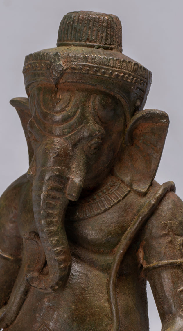 Antike sitzende grüne 4-armige Ganesha-Statue aus Bronze im thailändischen Stil – 31 cm/12 Zoll