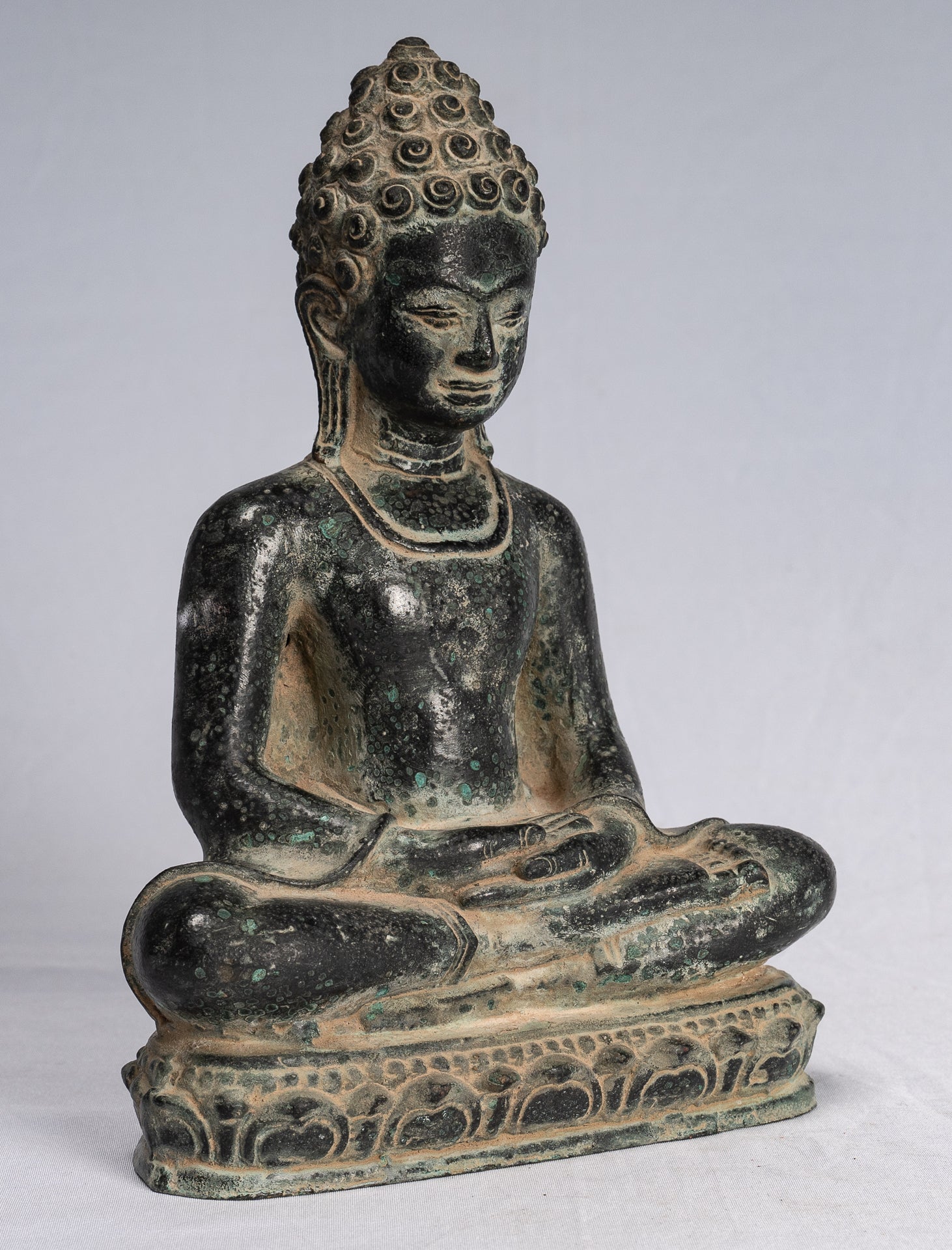 Statue di Buddha - Antique Khmer Style Seduto in bronzo da Phnom Da Meditation Statue Buddha - 20 cm/8 "