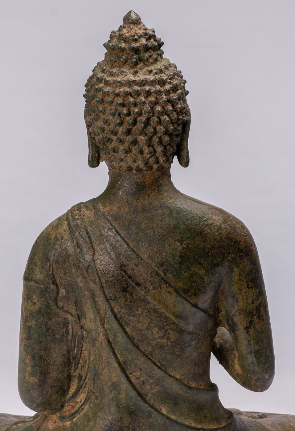 Buddha-Statue – Antiker chinesischer Stil, Bronze, sitzend, gewährende Buddha-Statue – 35 cm/14 Zoll