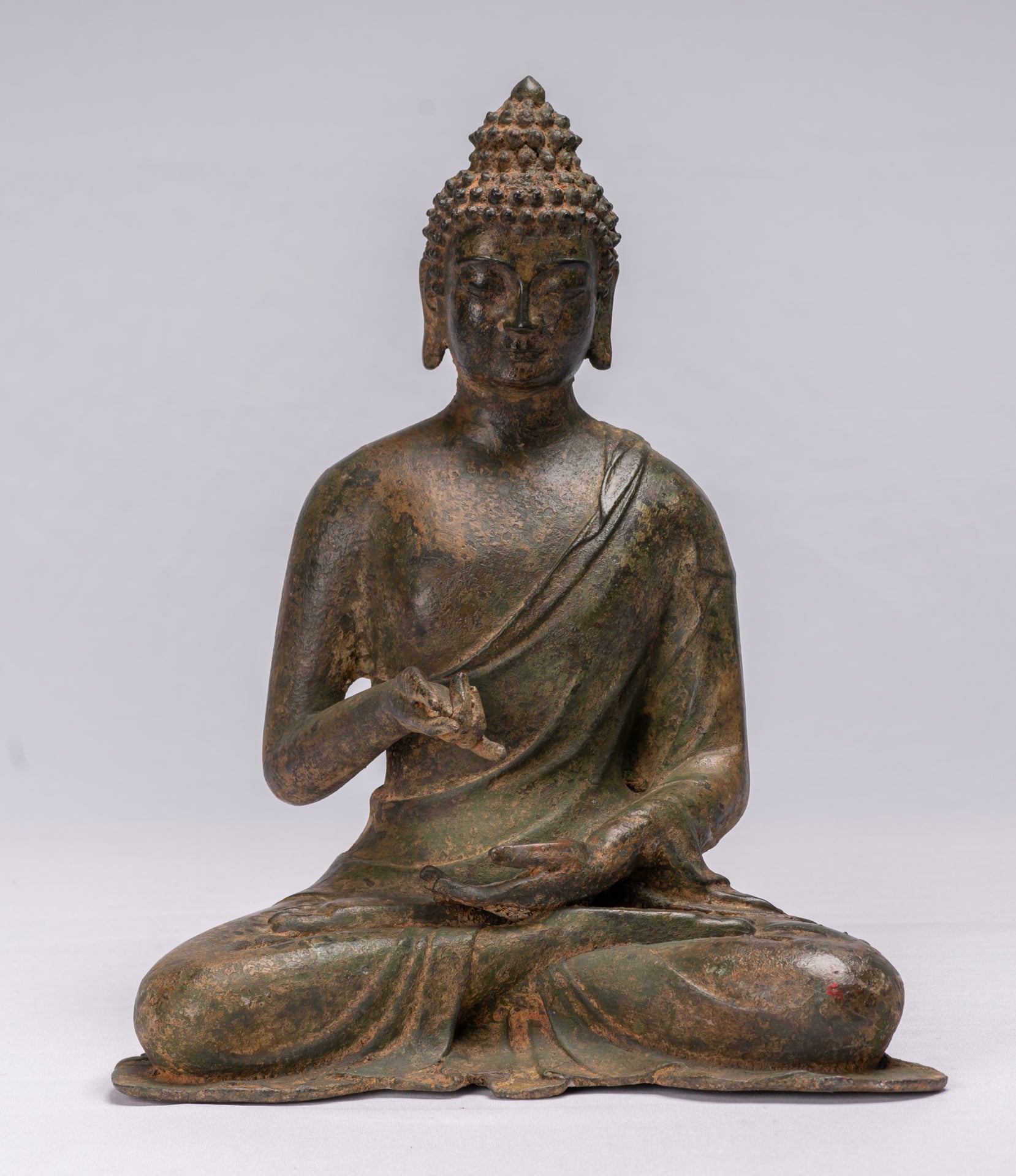Buddha-Statue – Antiker chinesischer Stil, Bronze, sitzend, gewährende Buddha-Statue – 35 cm/14 Zoll