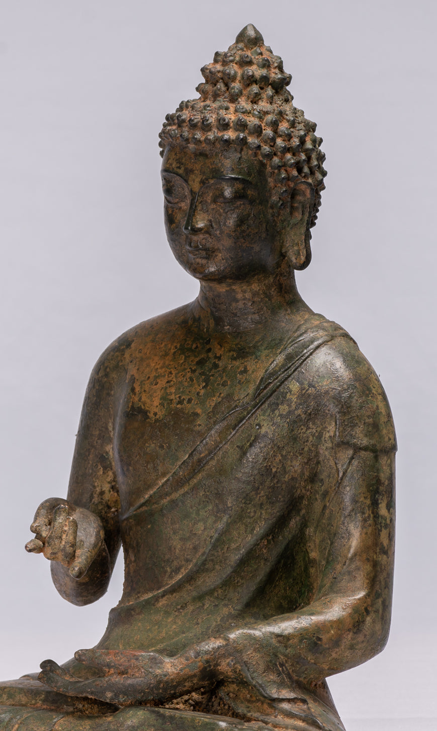 Buddha-Statue – Antiker chinesischer Stil, Bronze, sitzend, gewährende Buddha-Statue – 35 cm/14 Zoll