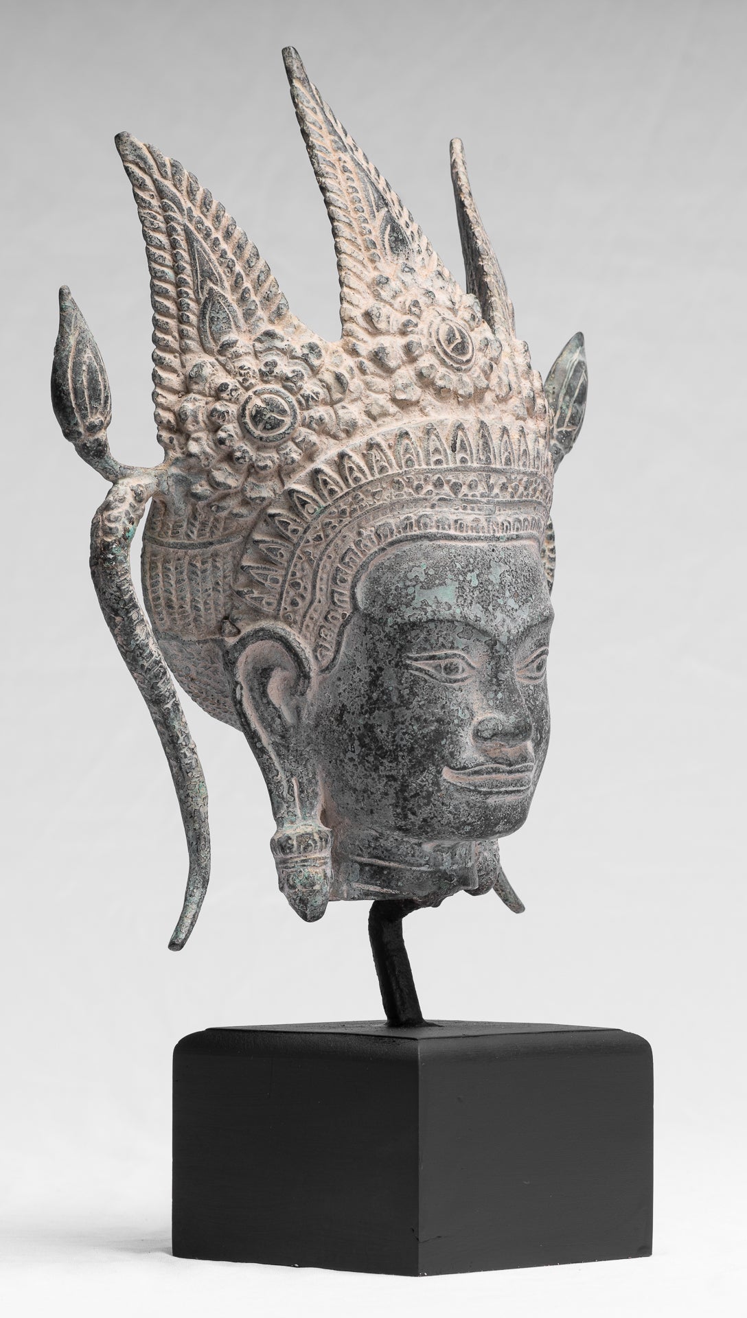 Apsara - Antique Khmer Style Bronze Angkor Wat Apsara o Angel Statue - 39cm/16 "