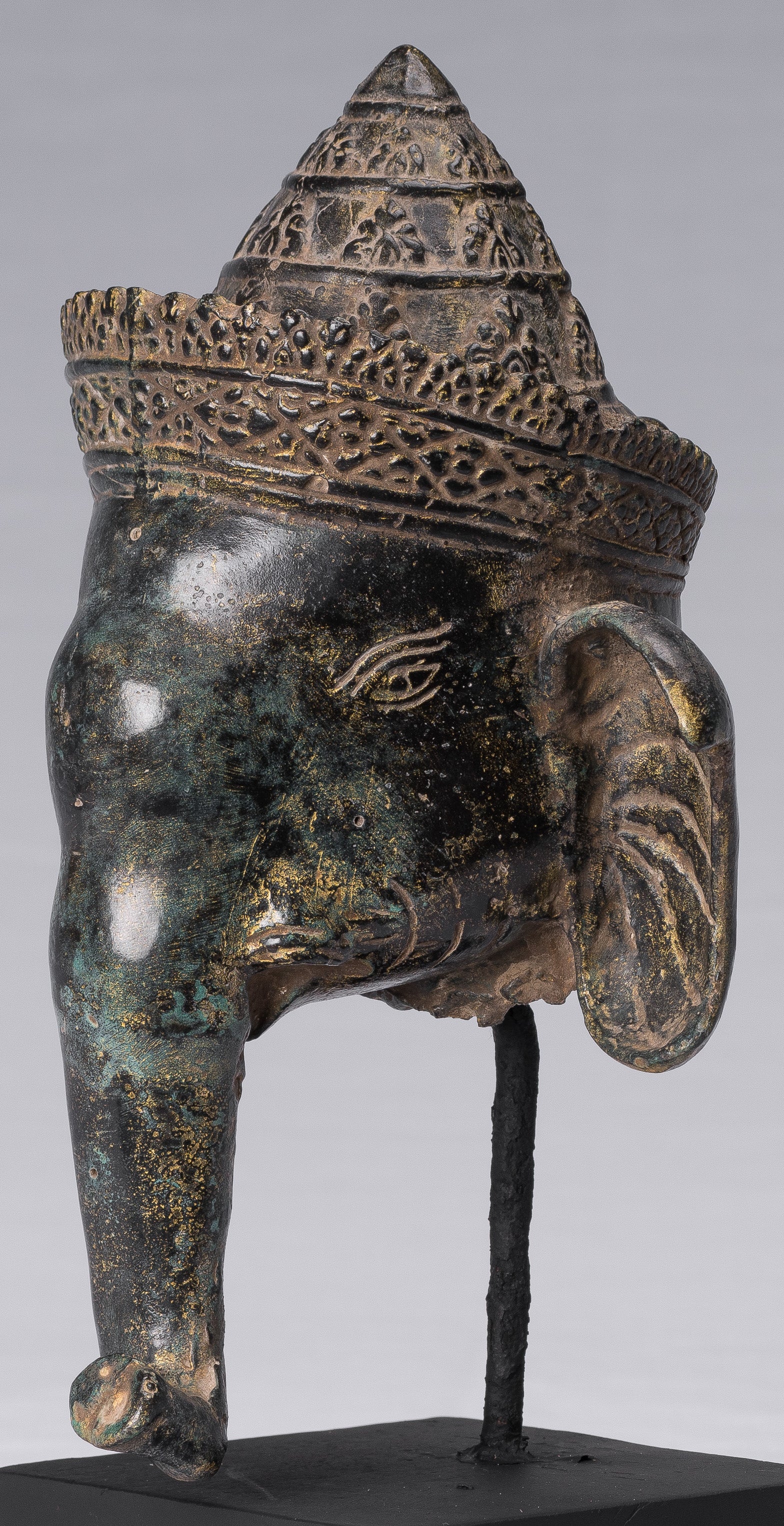 Elefante - Antique Khmer Style Monted Bronze Bayon Style Elephant Statue - 29 cm/12 "di altezza