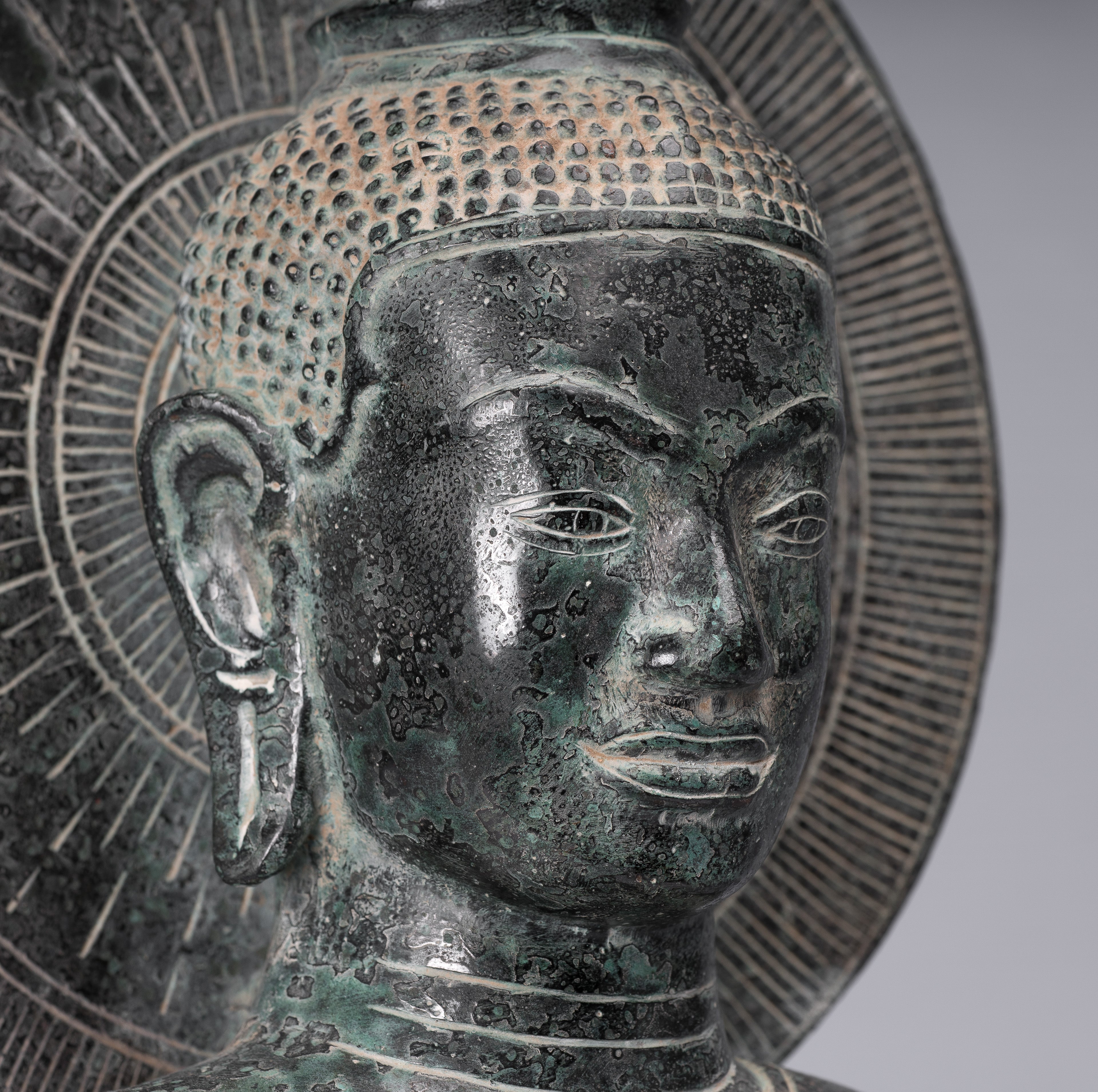 Buddha-Statue – antike Bronze-Buddha-Statue im Khmer-Stil, Dharmachakra-Lehr-Mudra – 50 cm