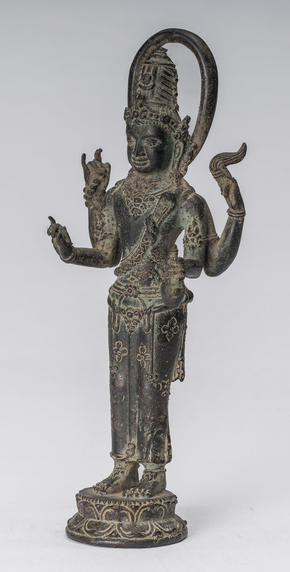 Vishnu-Statue – antike Majapahit-Statue aus Bronze im indonesischen Stil – 22 cm.