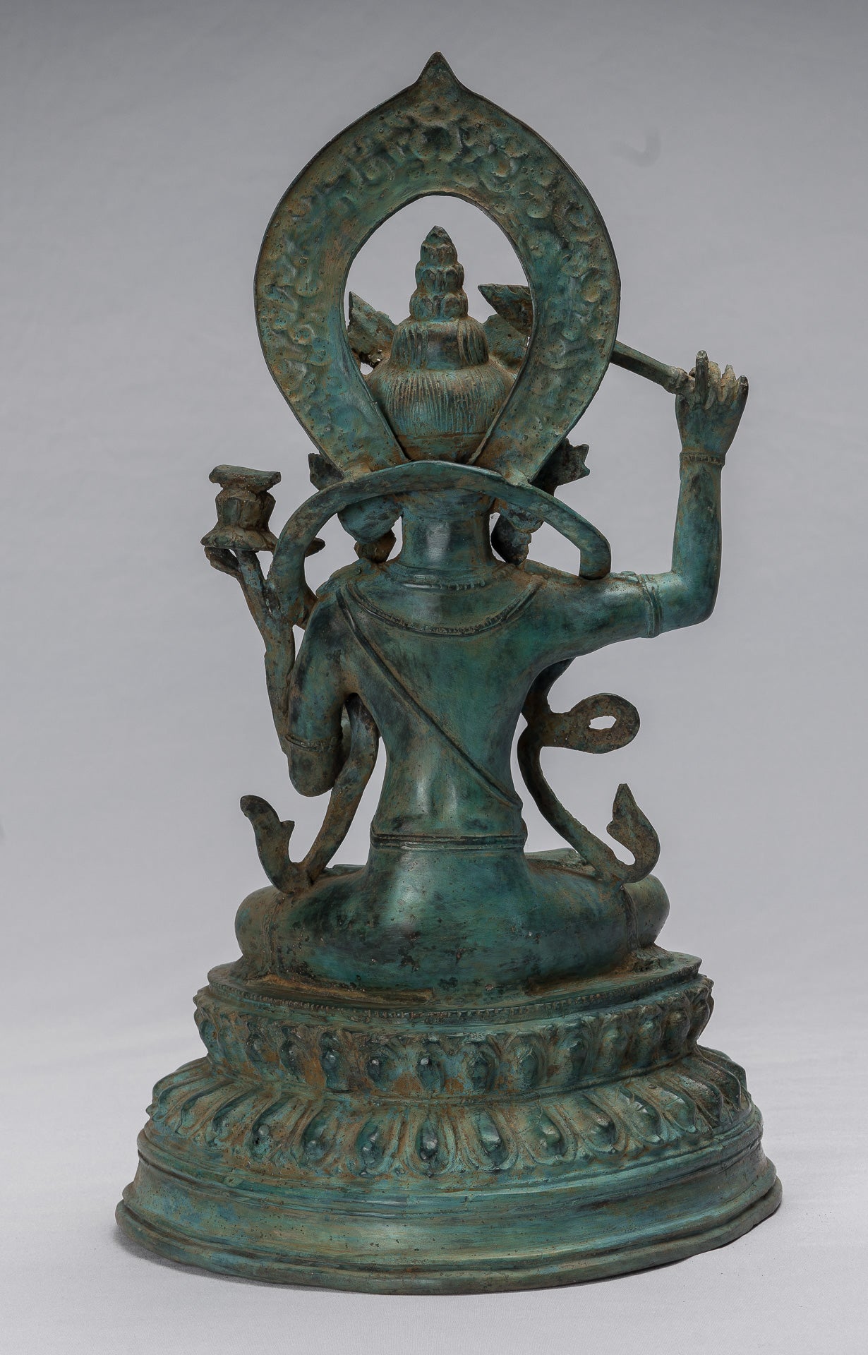 Manjushri-Statue – antike sitzende Majapahit-Gottheit aus Bronze im Java-Stil – Manjushri-Statue – 46 cm.