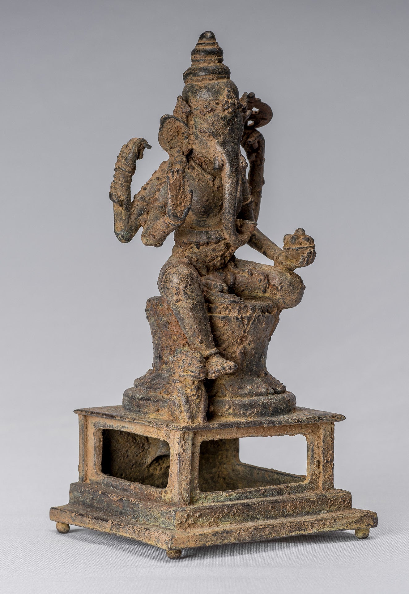 Statue de Ganesha – Statue de Ganesha indonésienne assise en bronze de style javanais antique – 25 cm/10"