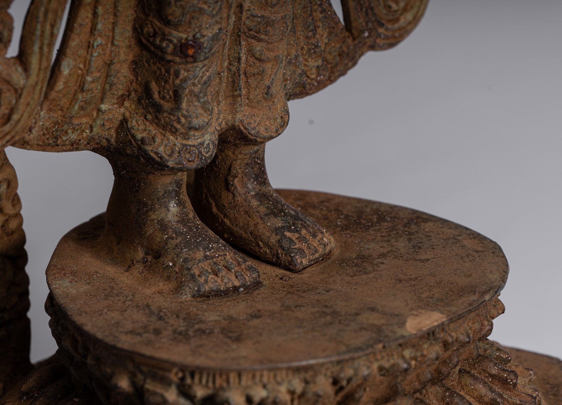 Statue Bodhisattva - Antique stile indonesiano Javanese 1000 ARM AVALOKETISHVARA BODHISATTVA STATUE - 61 cm/24 "