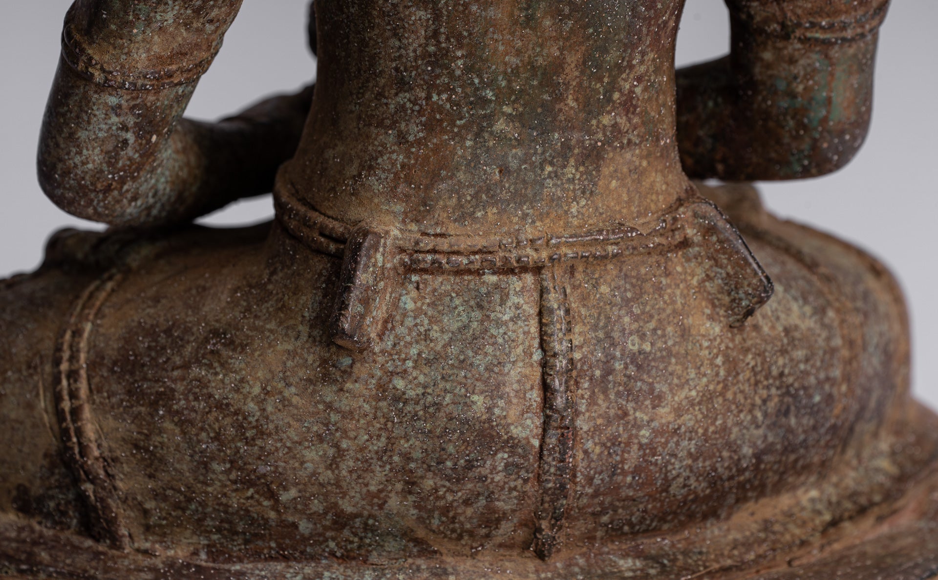 Estatua de Buda - Estatua de Buda Javanese de Bronce de Estilo Indonesio Amitabha Buda - 43 cm/17 "