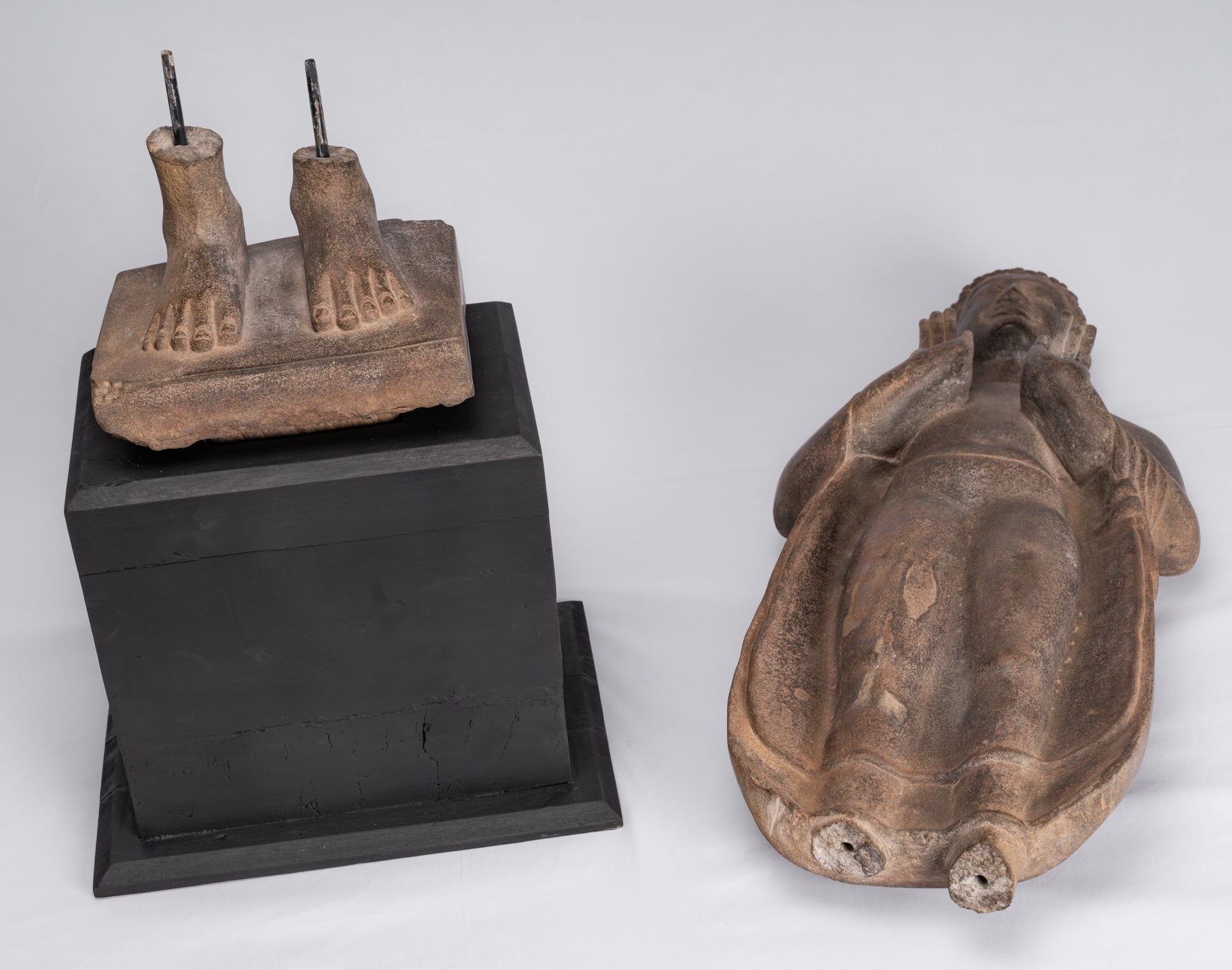 Statue Buddha - Antique Thai Style Standing Stone Dvaravati Statue Buddha - 102 cm/41 "di altezza