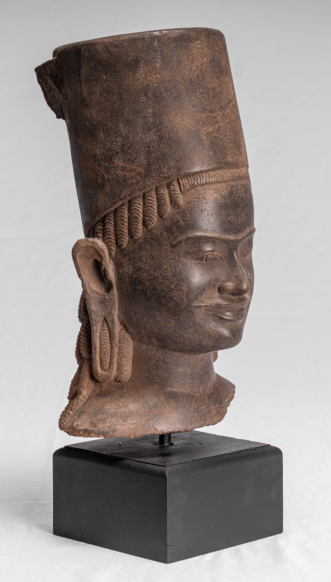 Antique Phnom Da Style Khmer Vishnu Head - Protettore e Conserver - 43Cm/33 "