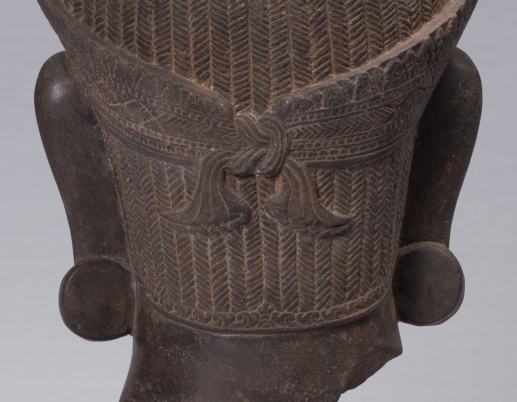 Antique Khmer Style Stone Banteay Srei Hindu God Hanuman Statue - 55 cm/22 "di altezza