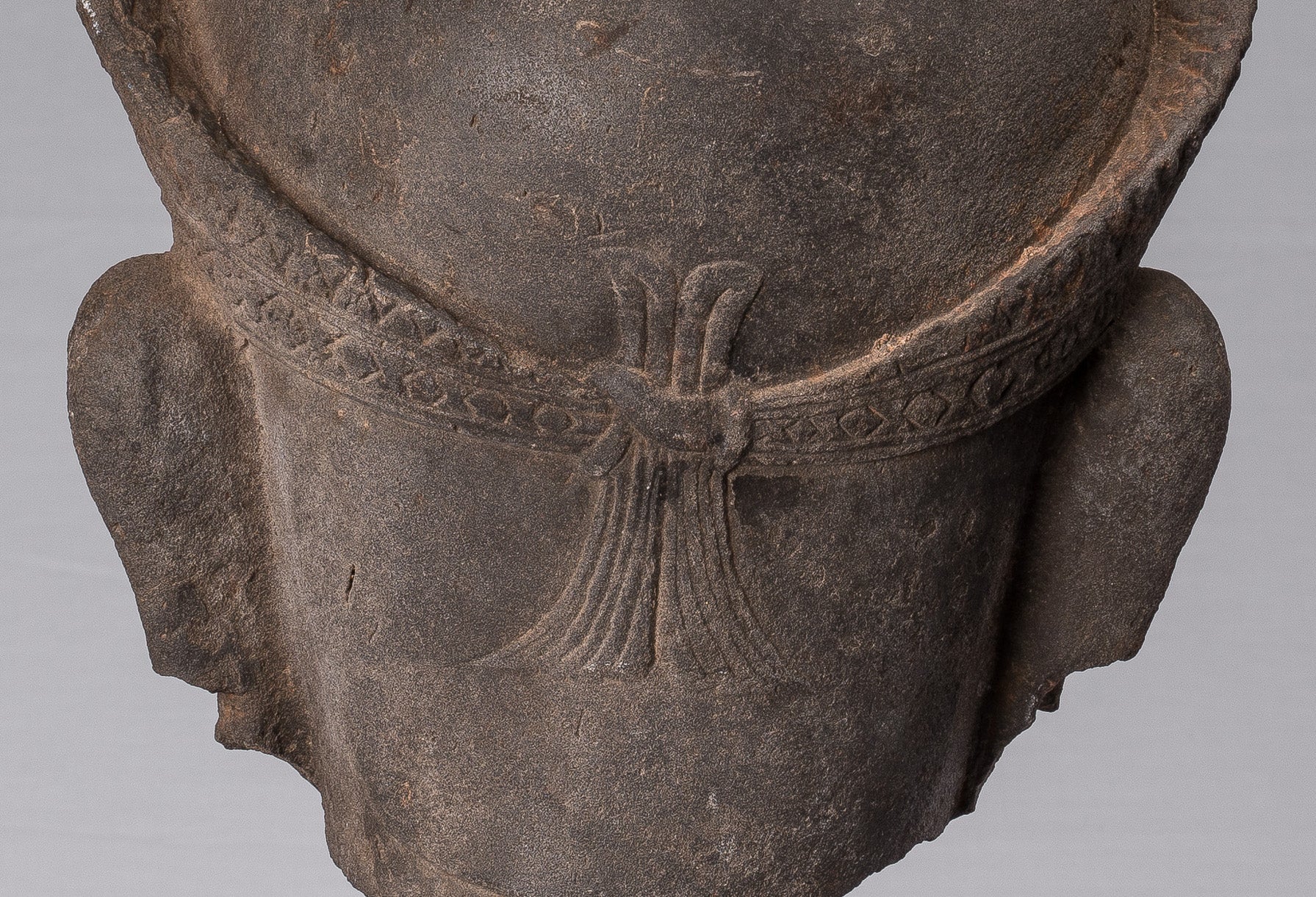 Vishnu Statue, Antike Preah-Ko Stil Sandstein Vishnu Kopf-Protektor-Konservator mit 52cm/21"