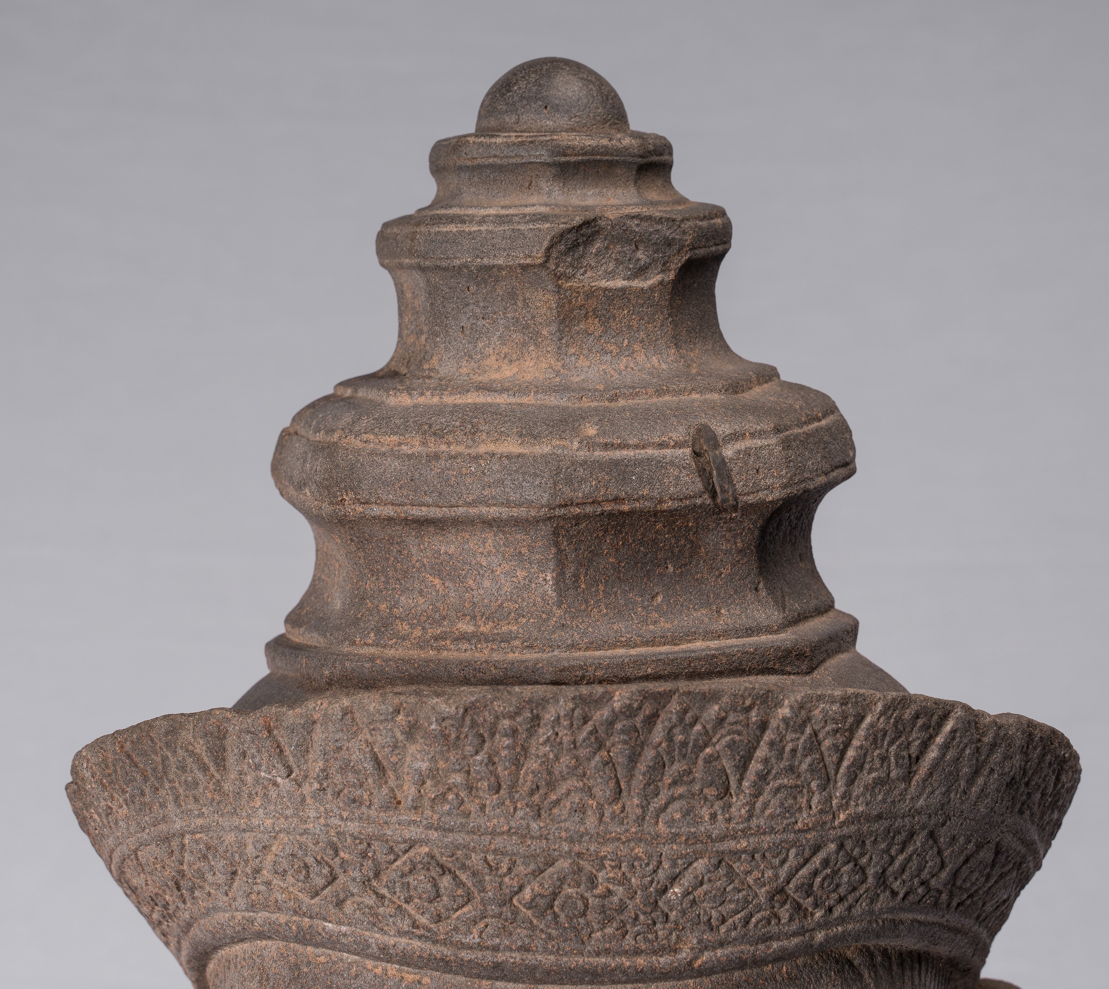 Vishnu Statue, Antike Preah-Ko Stil Sandstein Vishnu Kopf-Protektor-Konservator mit 52cm/21"