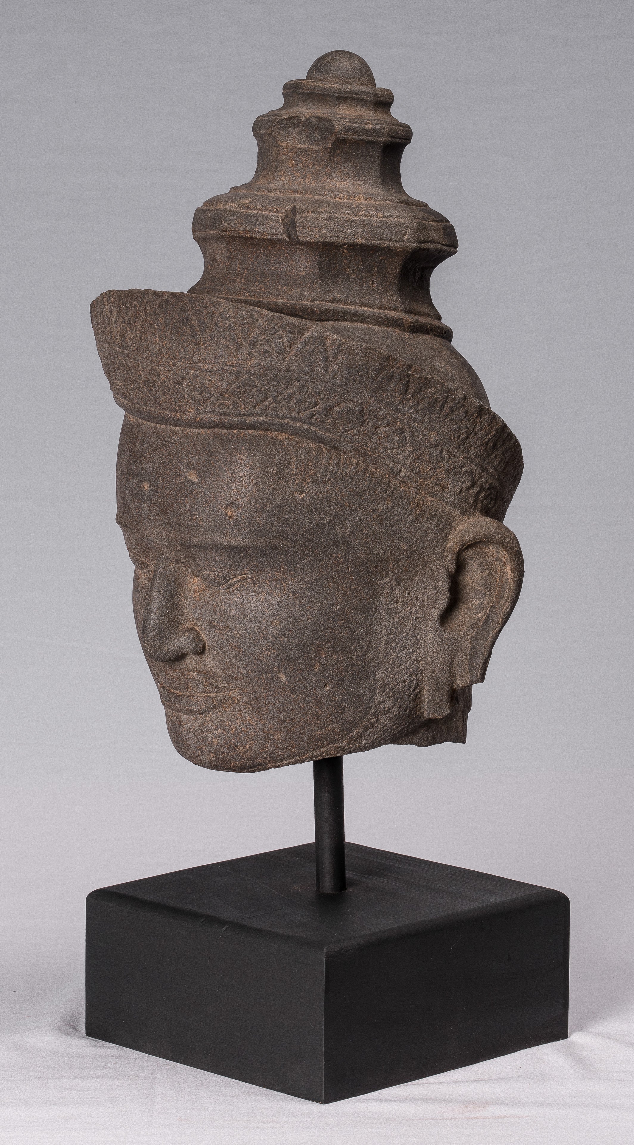 Vishnu Statue, Antike Preah-Ko Stil Sandstein Vishnu Kopf-Protektor-Konservator mit 52cm/21"