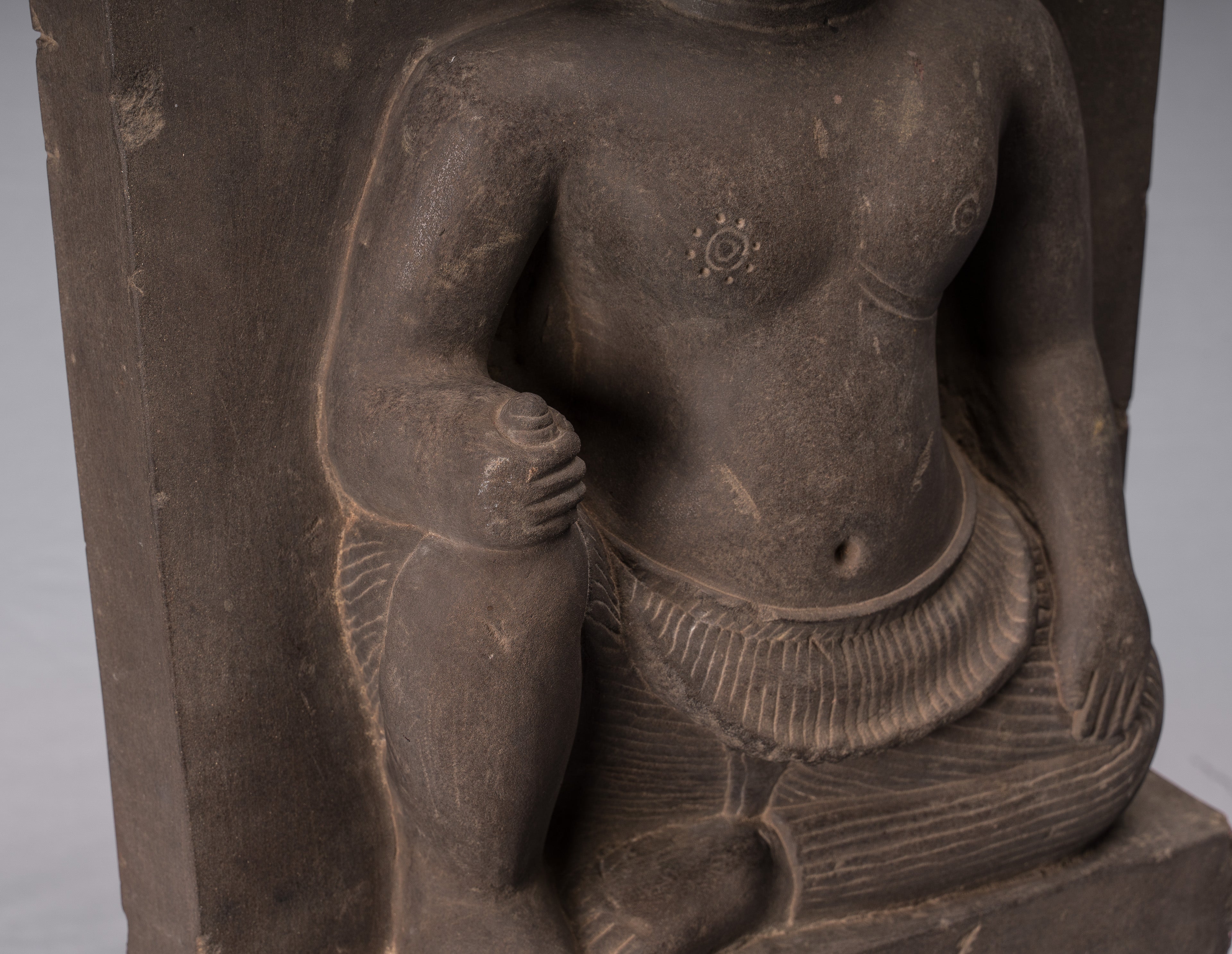 Statue Vishnu - Antique Baphuon Style Stone seduto Khmer Vishnu e Lakshmi Stele- 80 cm / 32 "