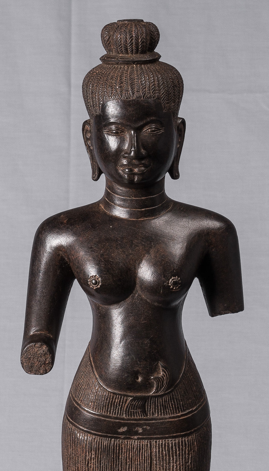 Lakshmi Statue - Antique Baphuon Stone Stone Lakshmi / Devi Consort of Vishnu Busto - 78cm / 31 "