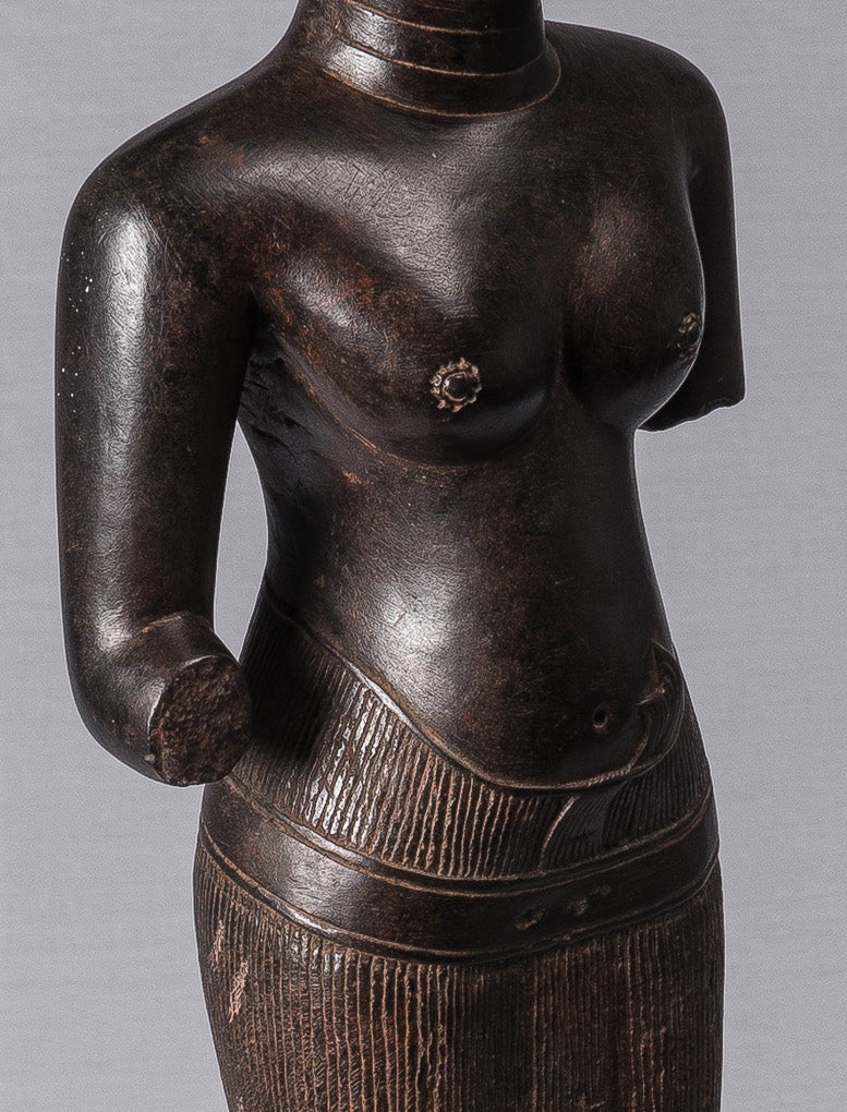 Lakshmi Statue - Antique Baphuon Stone Stone Lakshmi / Devi Consort of Vishnu Busto - 78cm / 31 "