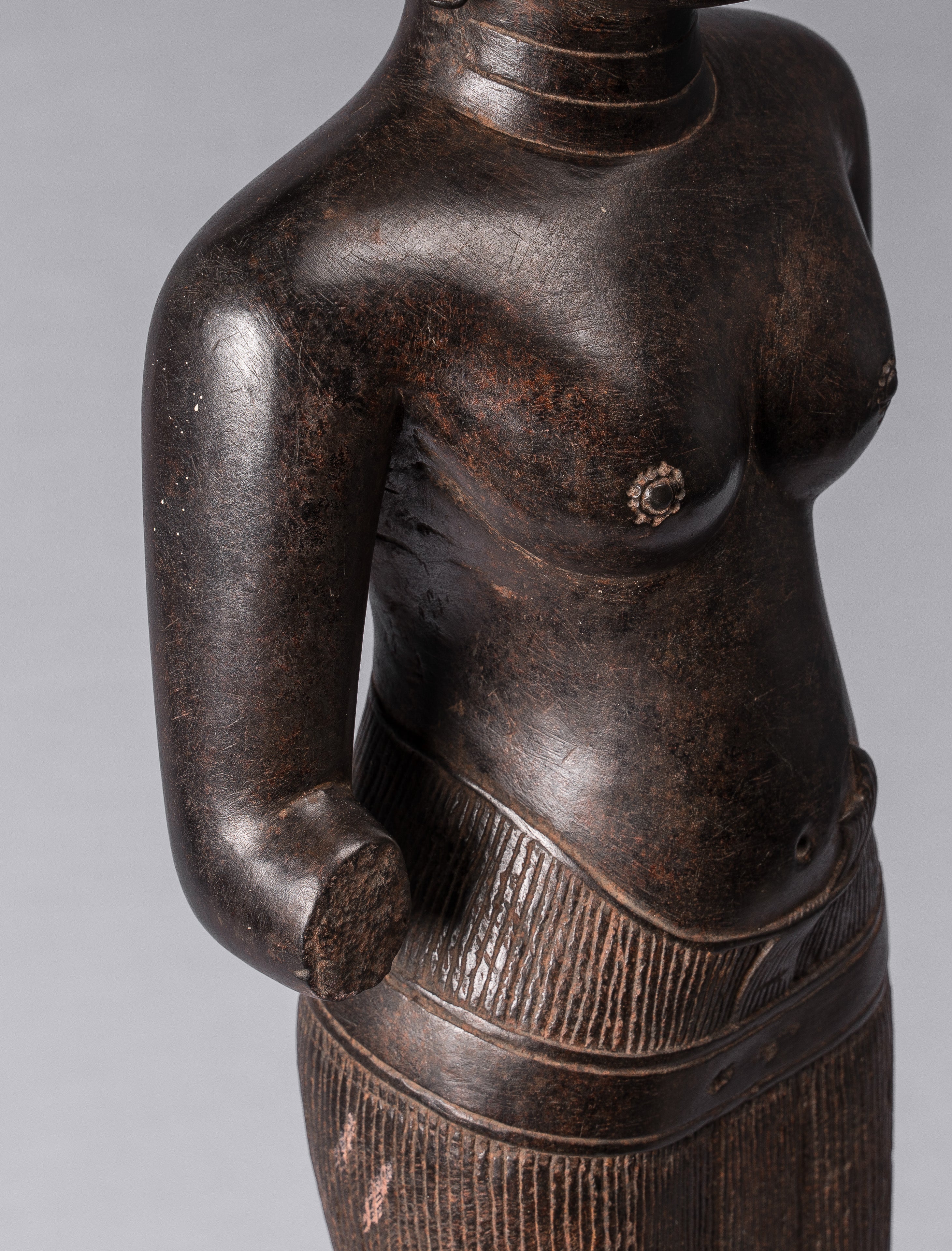 Lakshmi Statue - Antique Baphuon Stone Stone Lakshmi / Devi Consort of Vishnu Busto - 78cm / 31 "